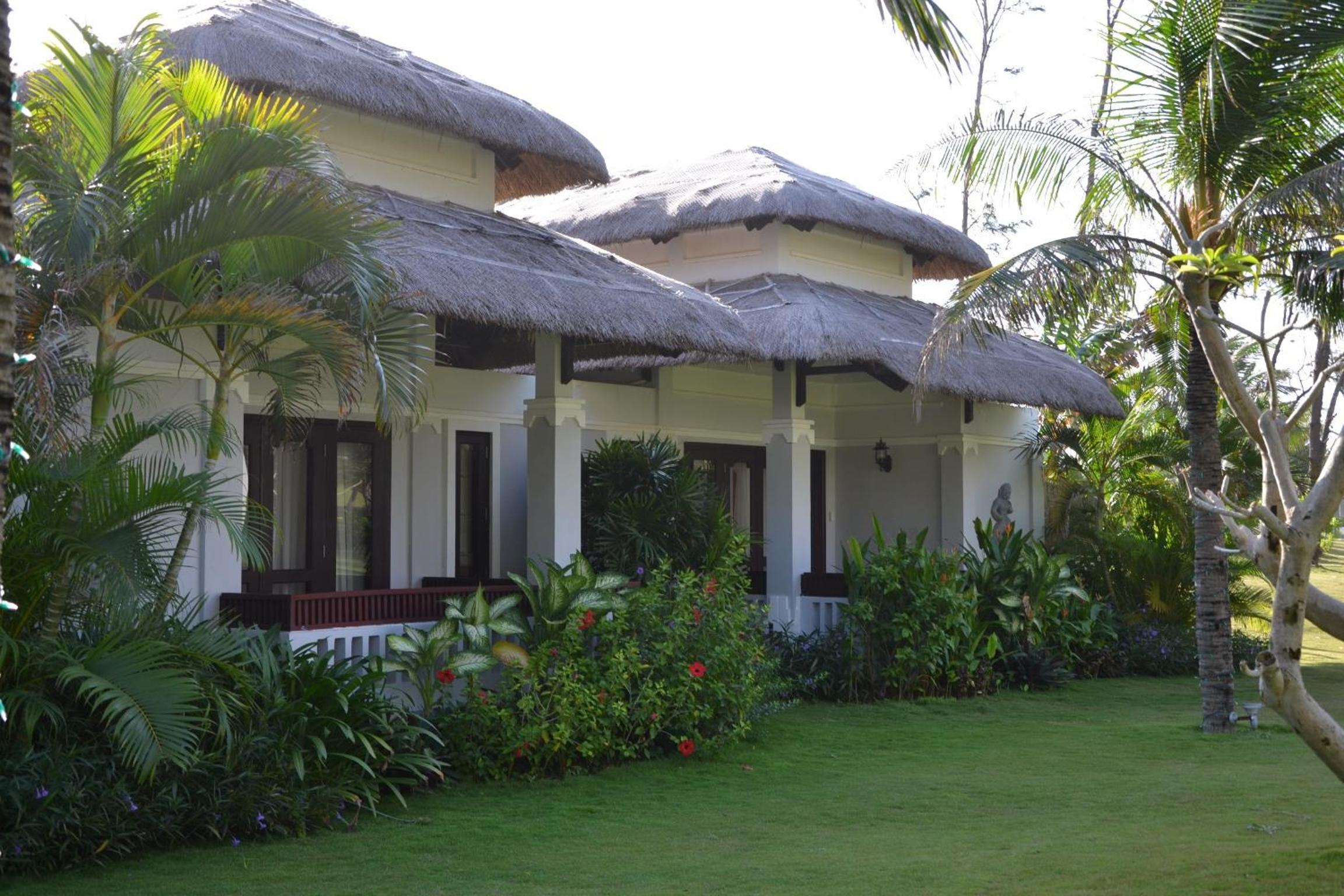 Bungalow with Terrace - Garden View photo 2
