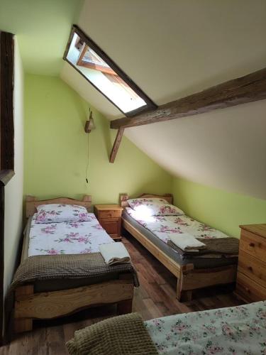 One-Bedroom Apartment - Photo 11