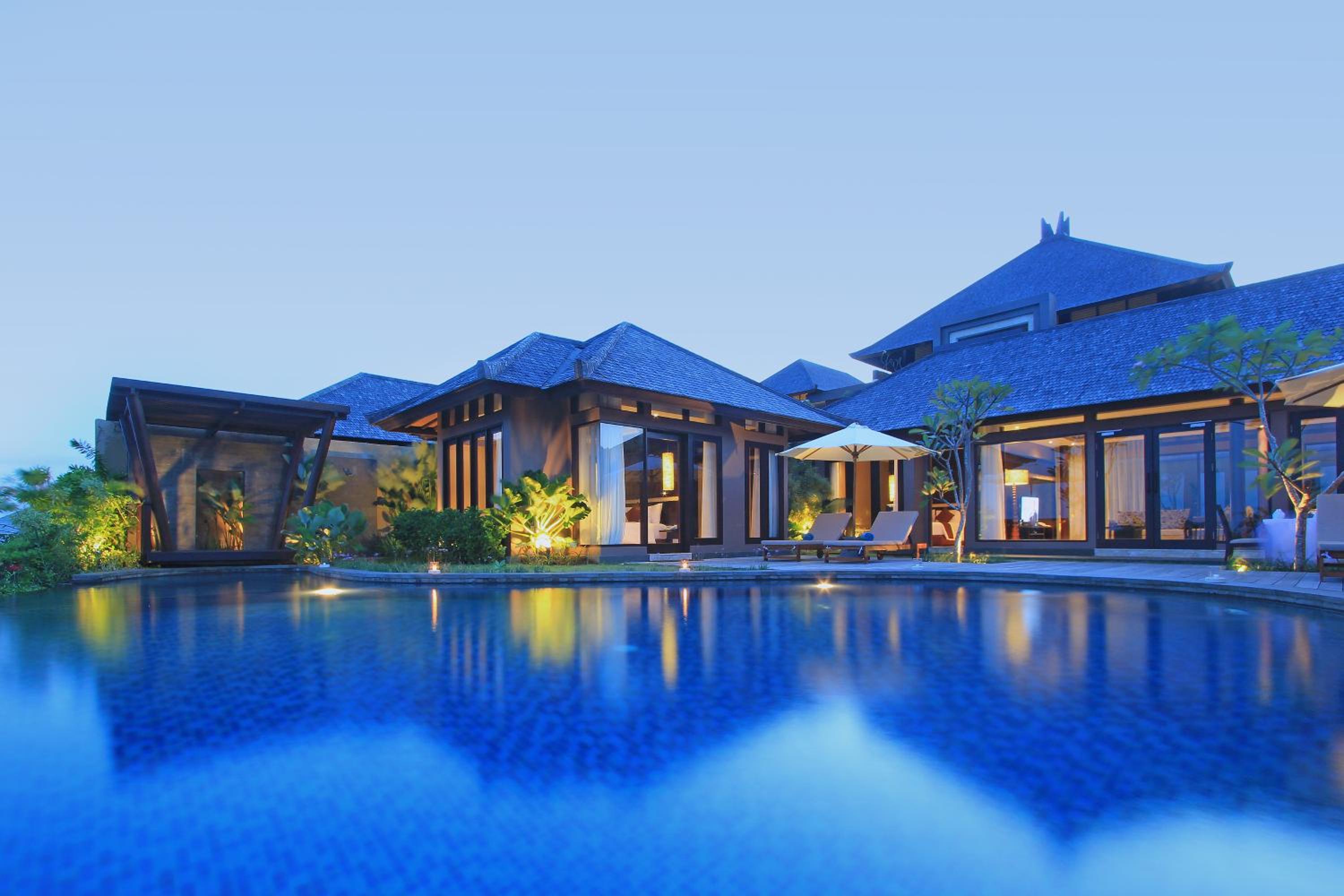 Three-Bedroom Villa with Private Pool photo 3