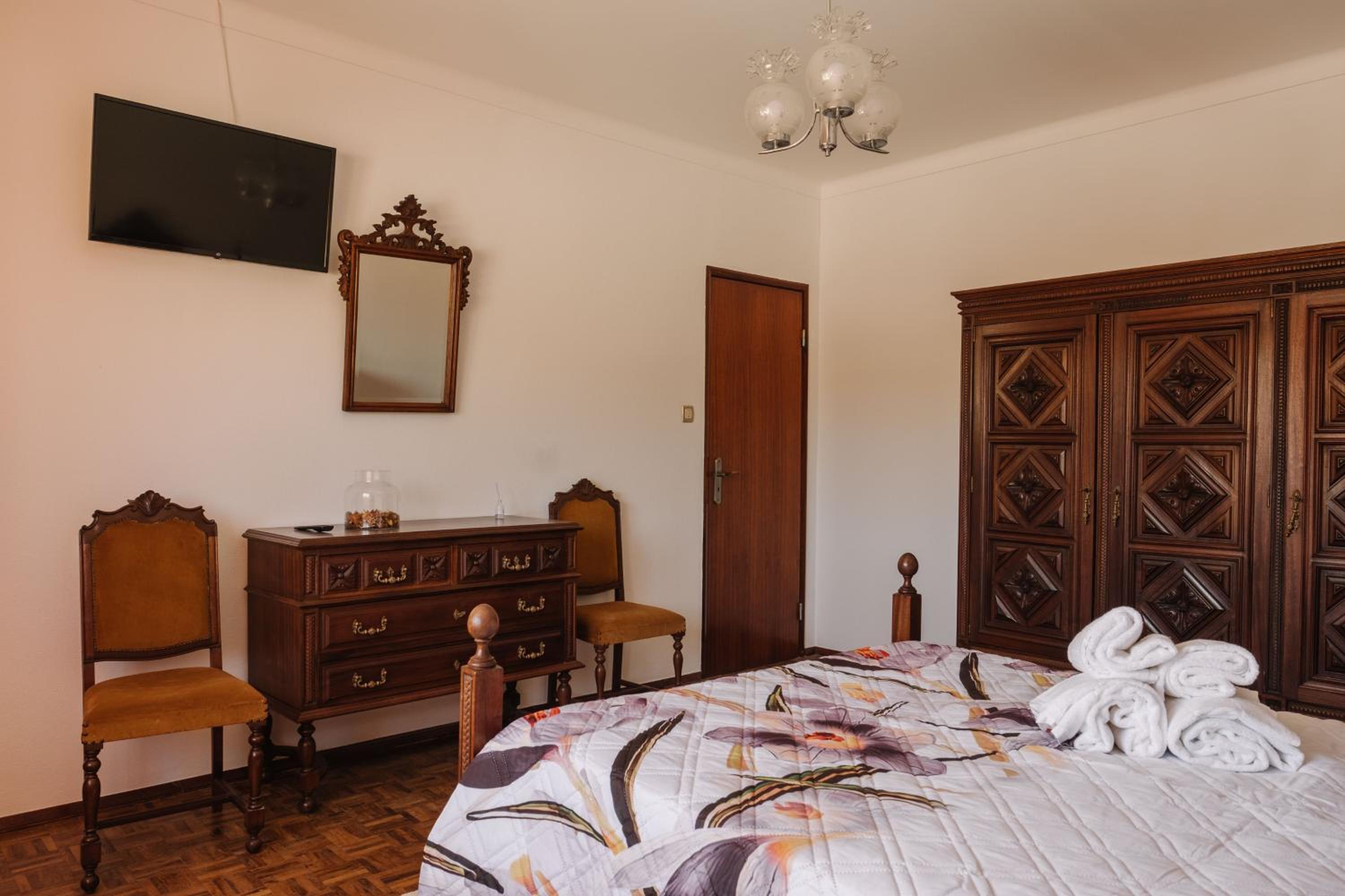 One-Bedroom House - Photo 5