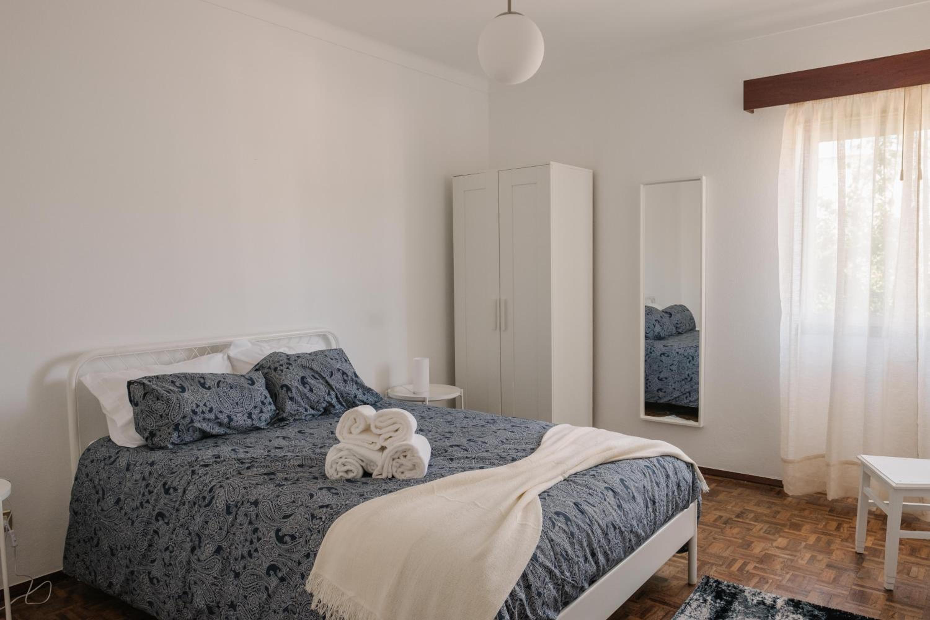 One-Bedroom House - Photo 12