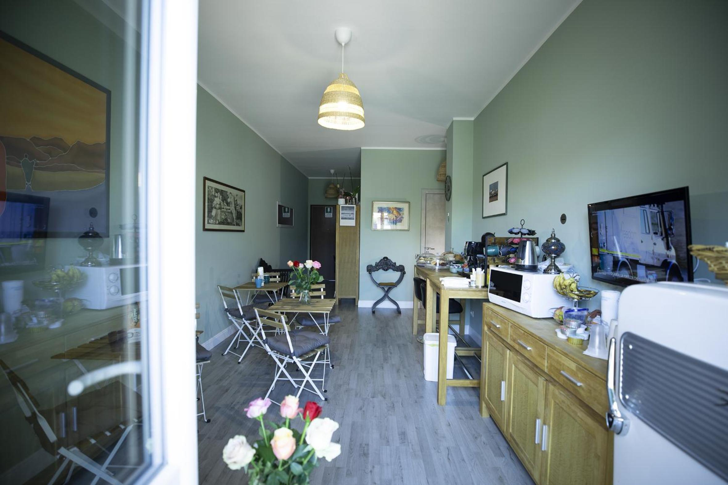 Deluxe Double Room - Photo 7