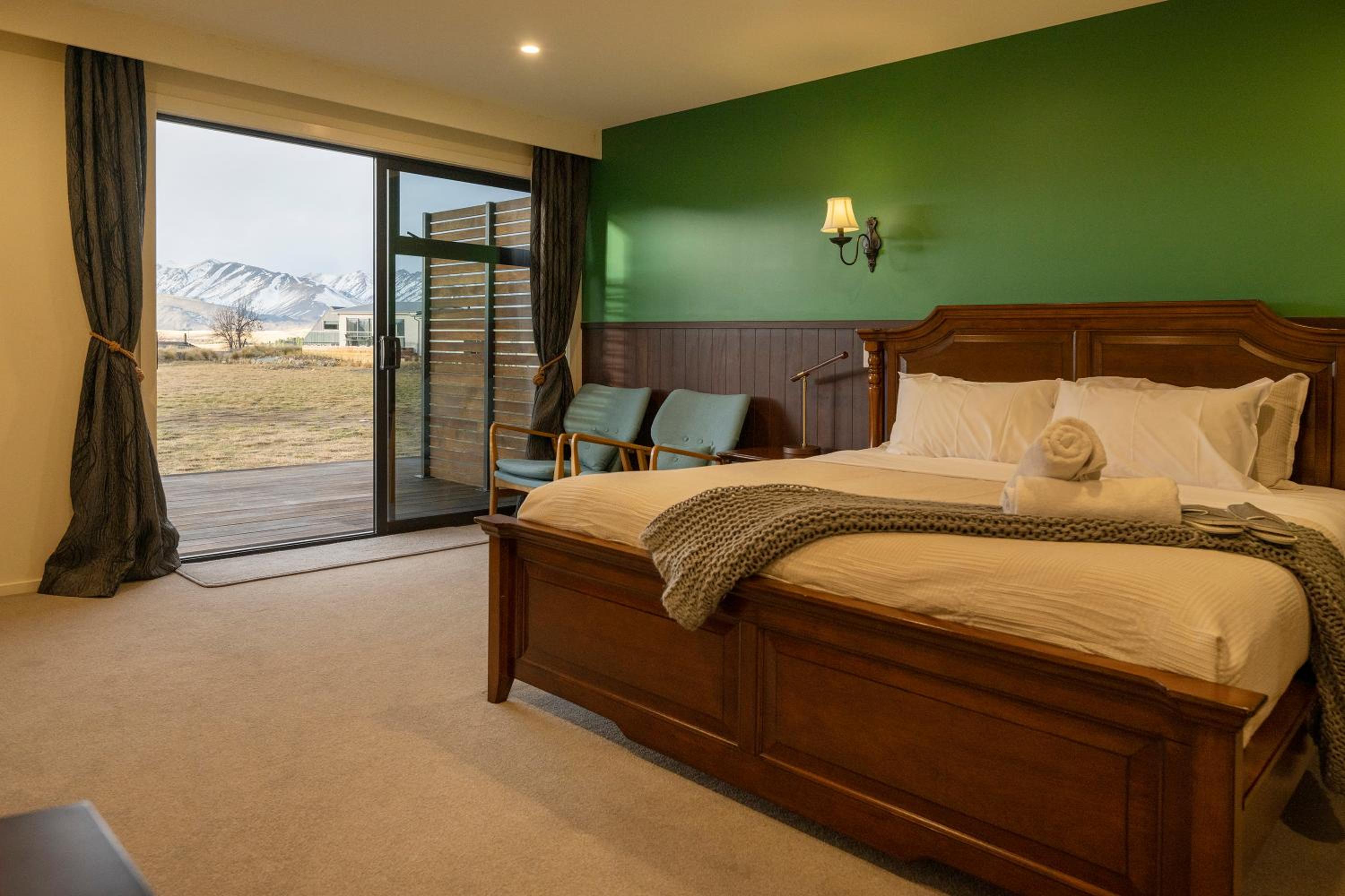 Two-Bedroom House - Photo 5