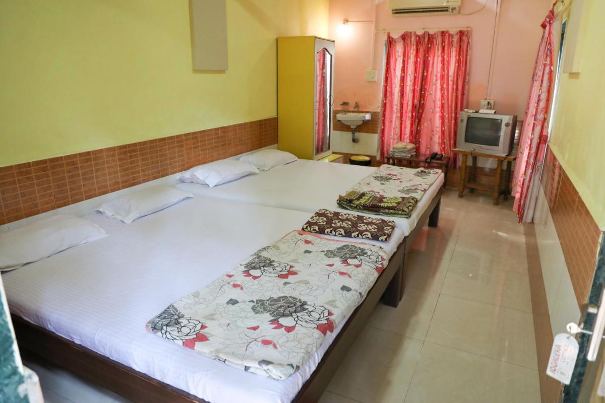 Economy Double Room photo 3