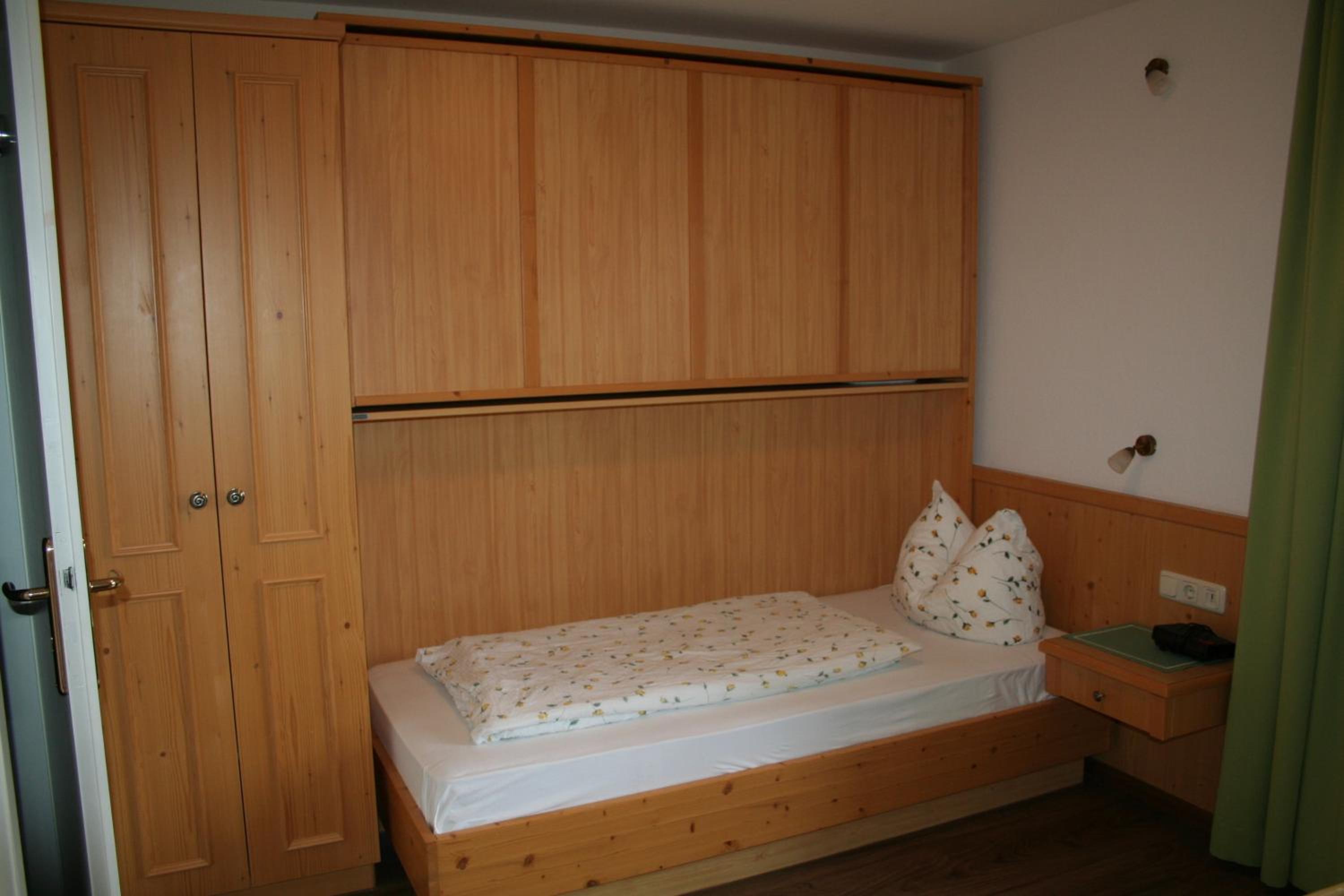 Standard Single Room photo 3