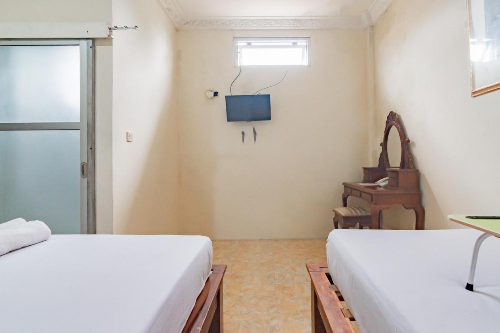 Superior Twin Room - Photo 6