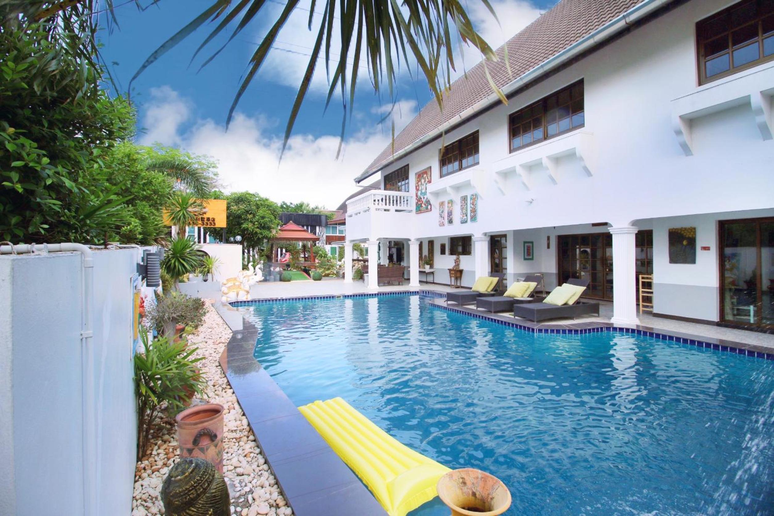 Villa with Garden View - Photo 22