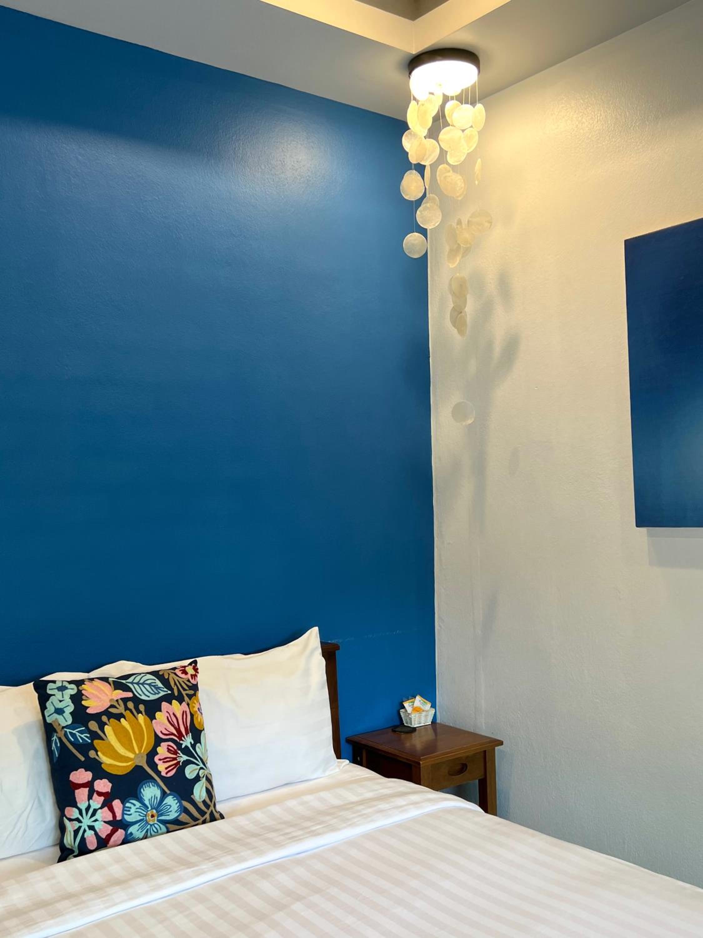 Standard Room with Balcony photo 2