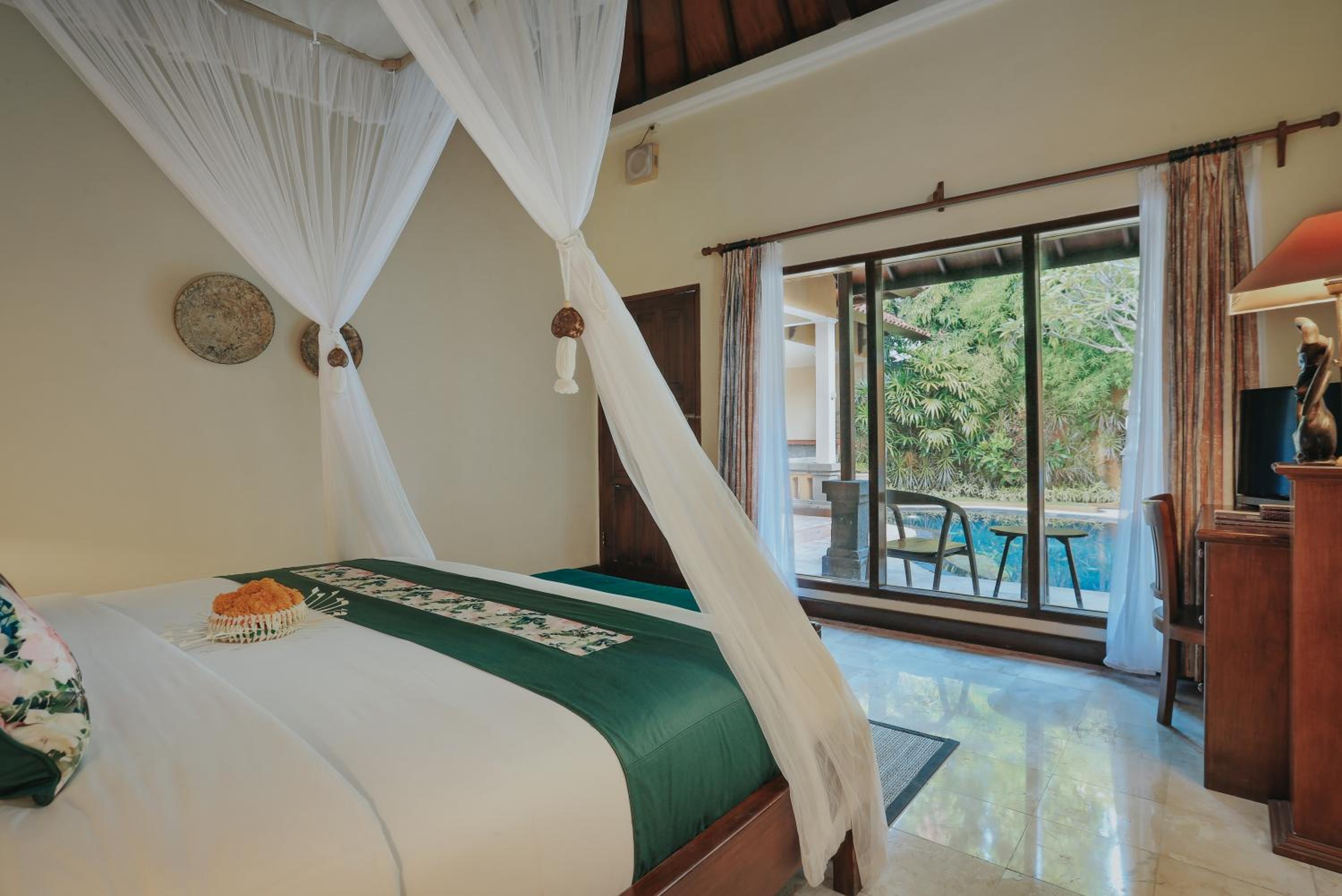 One-Bedroom Executive Private Pool Villa  photo 3