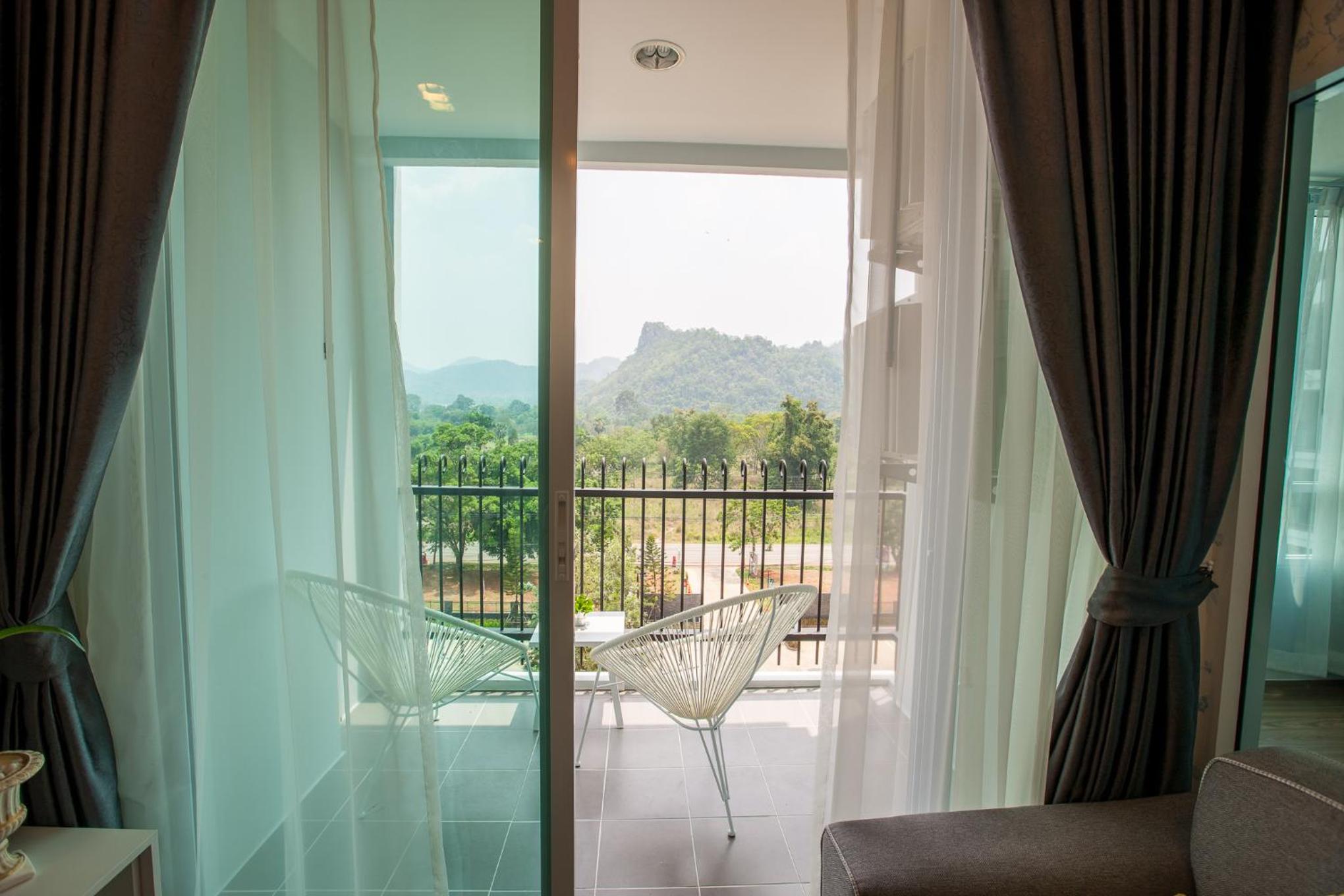Suite With Mountain View photo 2