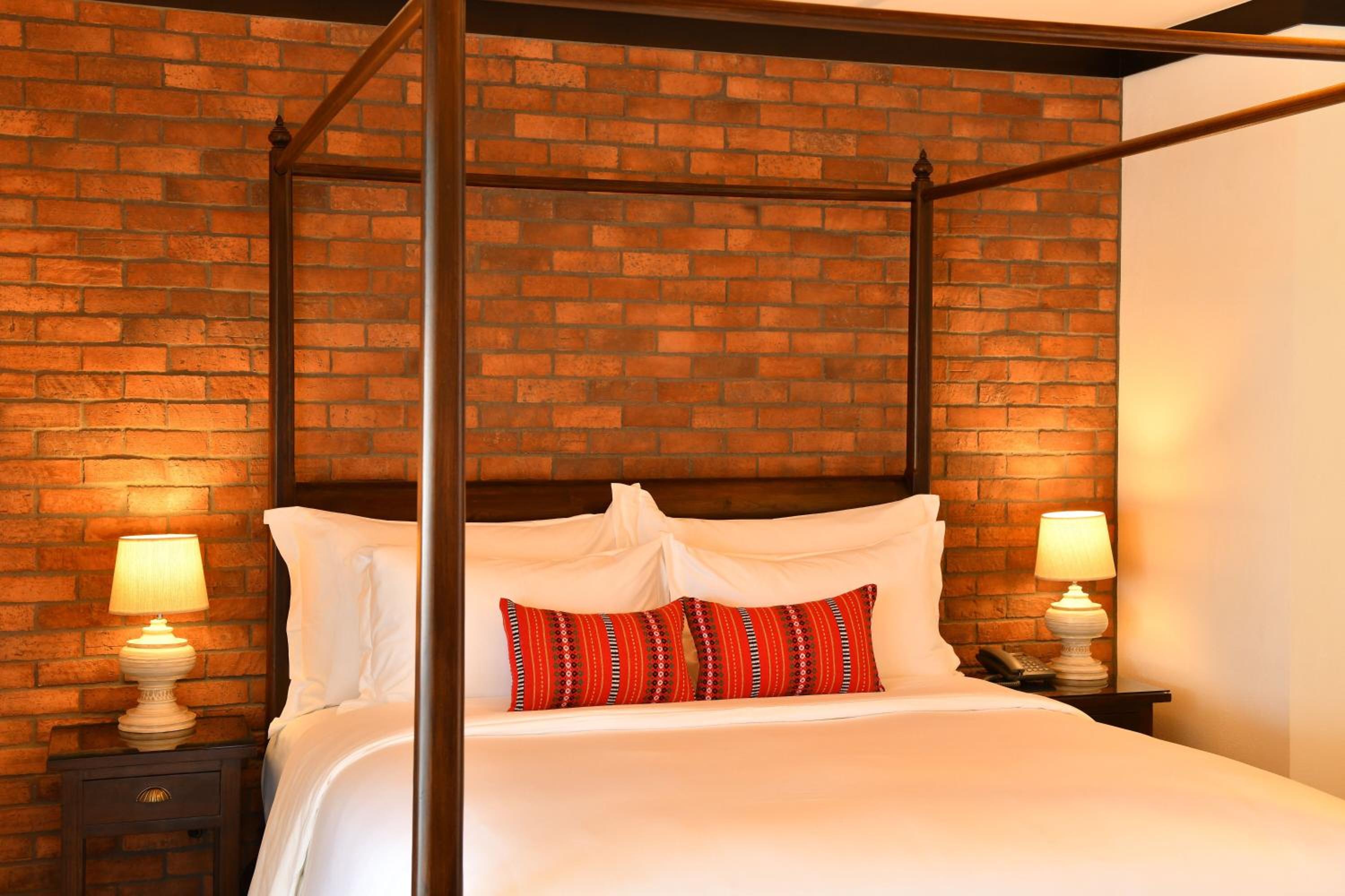 Lanna Signature Suite - Photo 11
