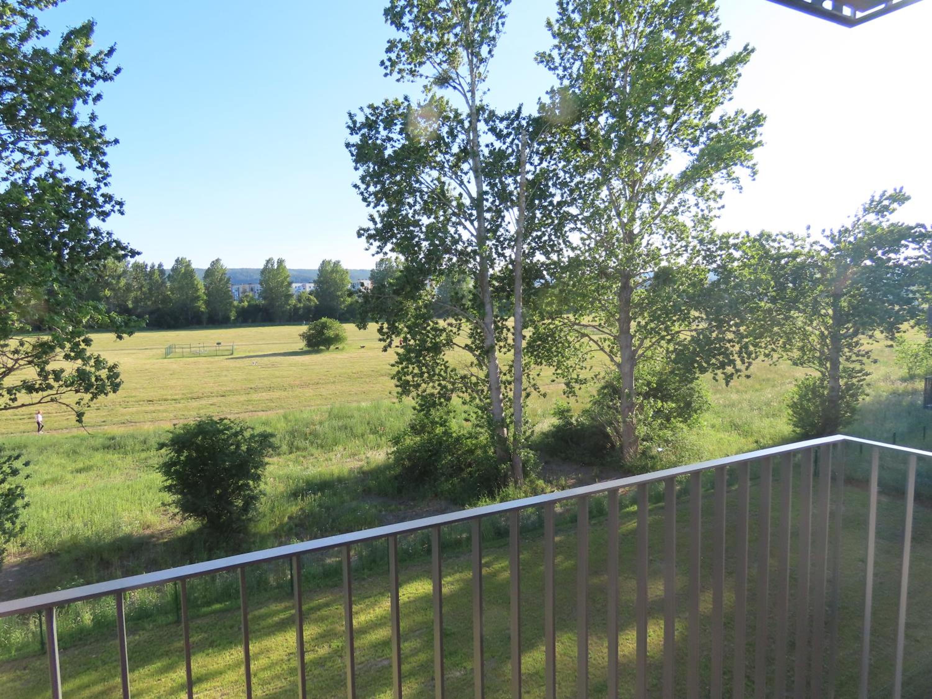 One-Bedroom Apartment - Photo 1