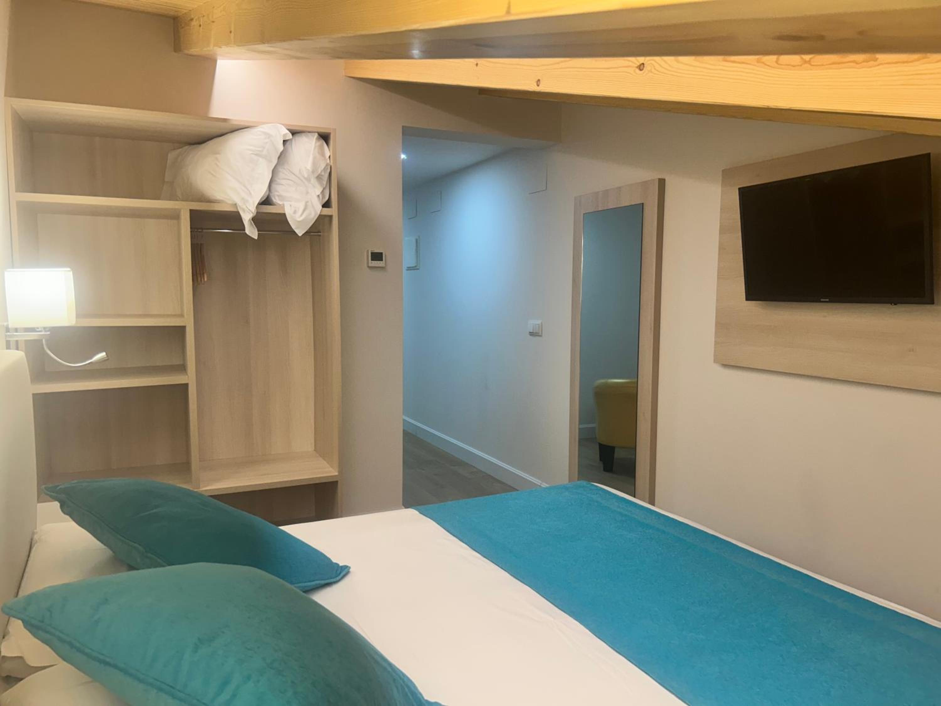 Economy Double or Twin Room