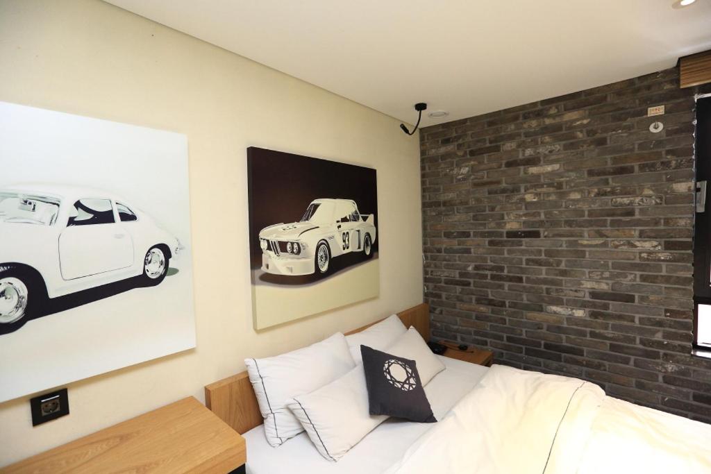 Standard Double Room photo 2