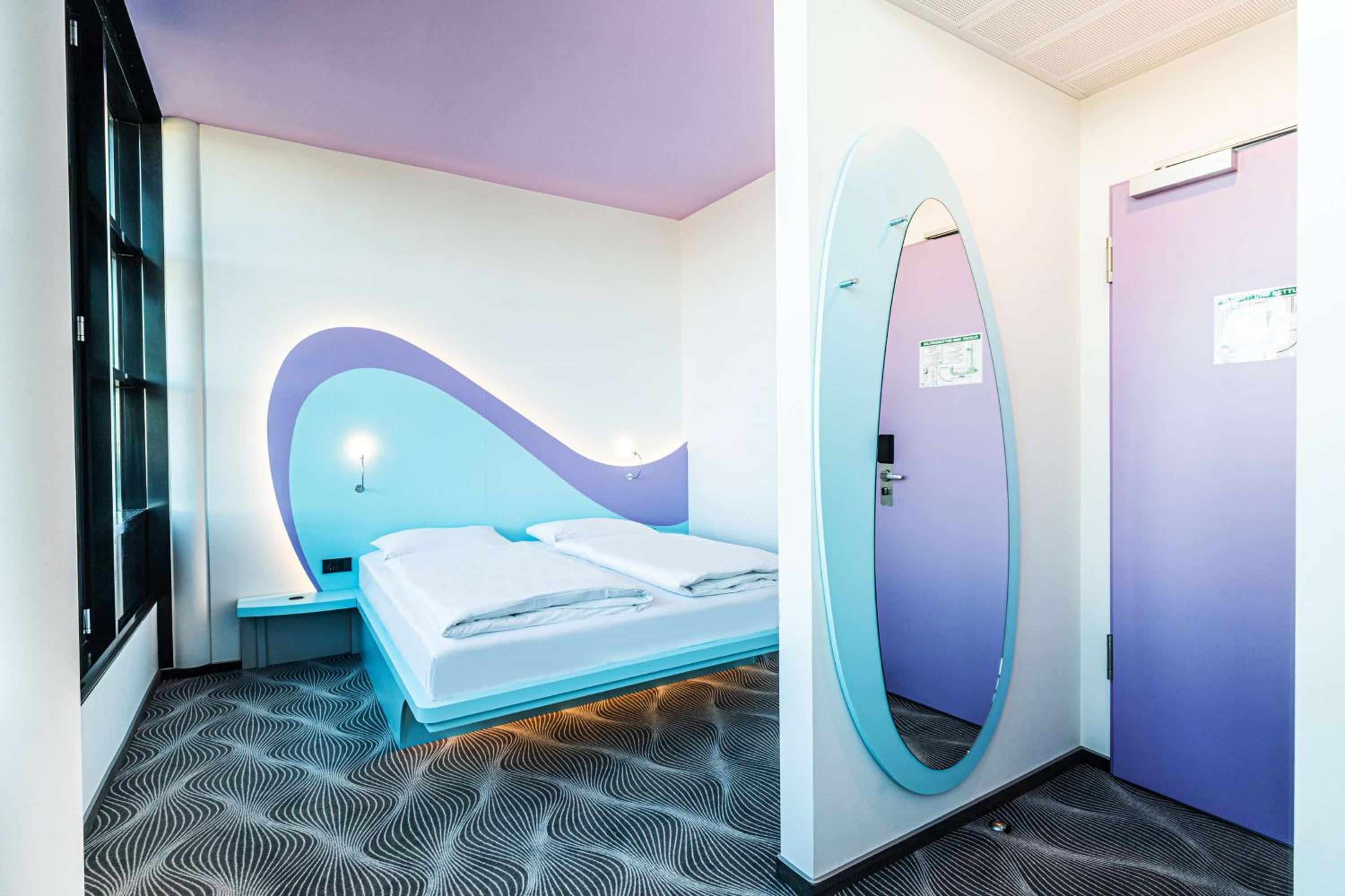 Design Comfort Room - Photo 2