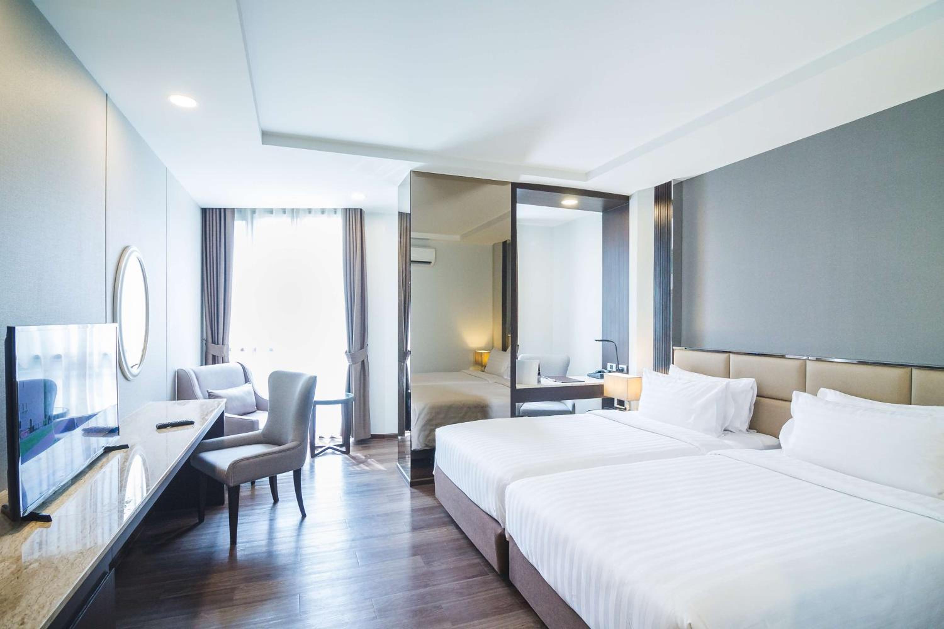 Deluxe Twin Room photo 2