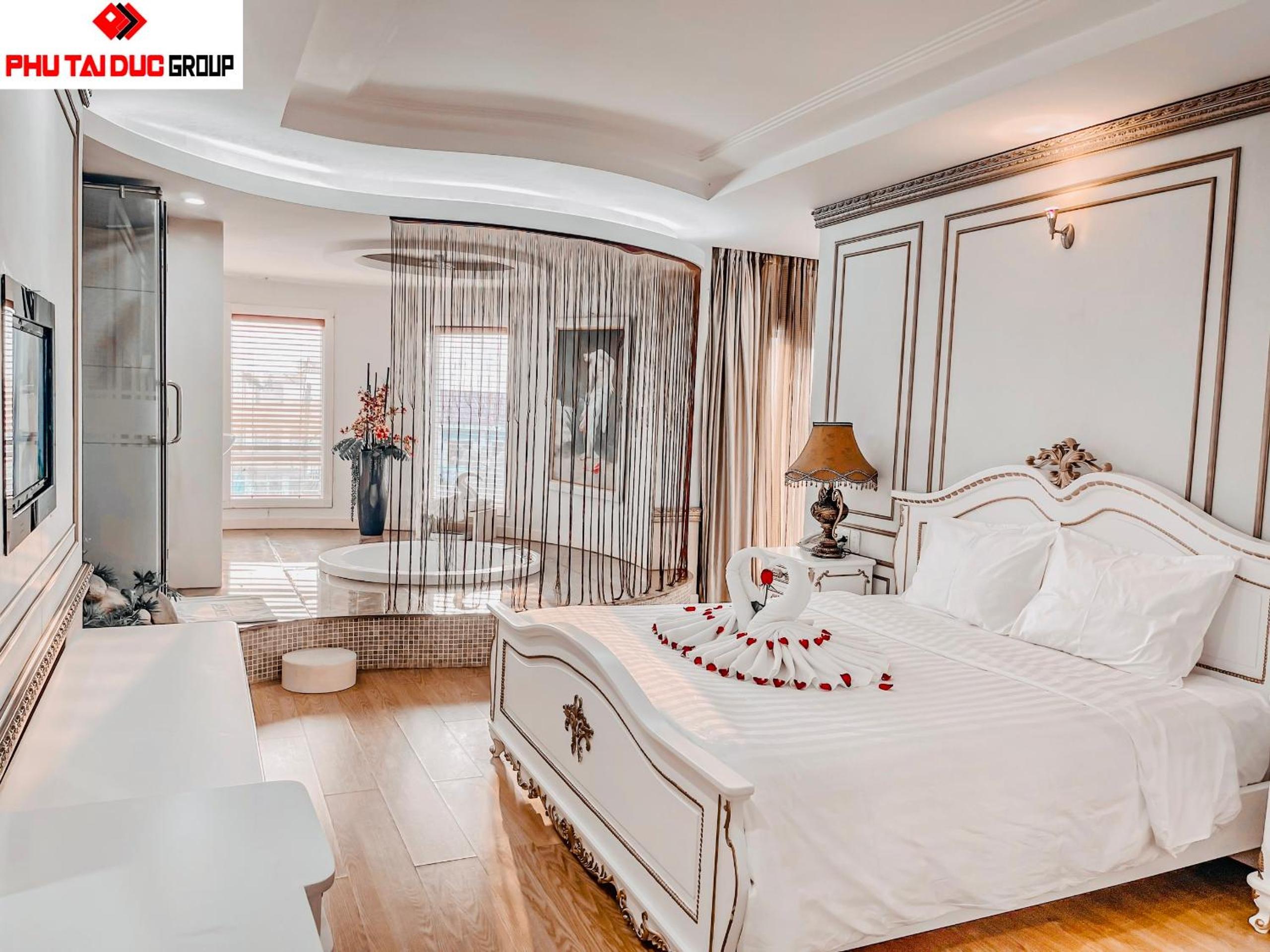 Suite - Photo 6