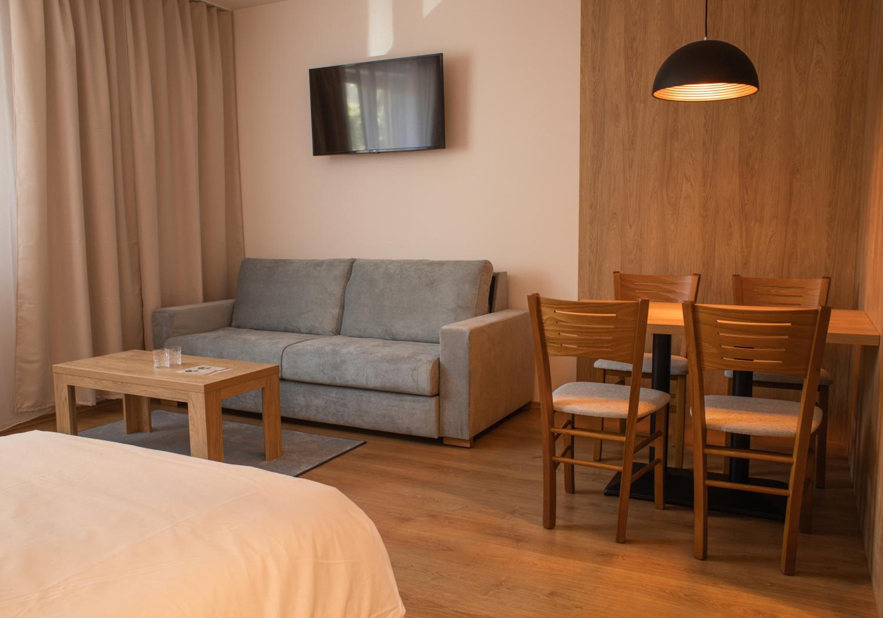 Comfort Quadruple Room - Photo 11