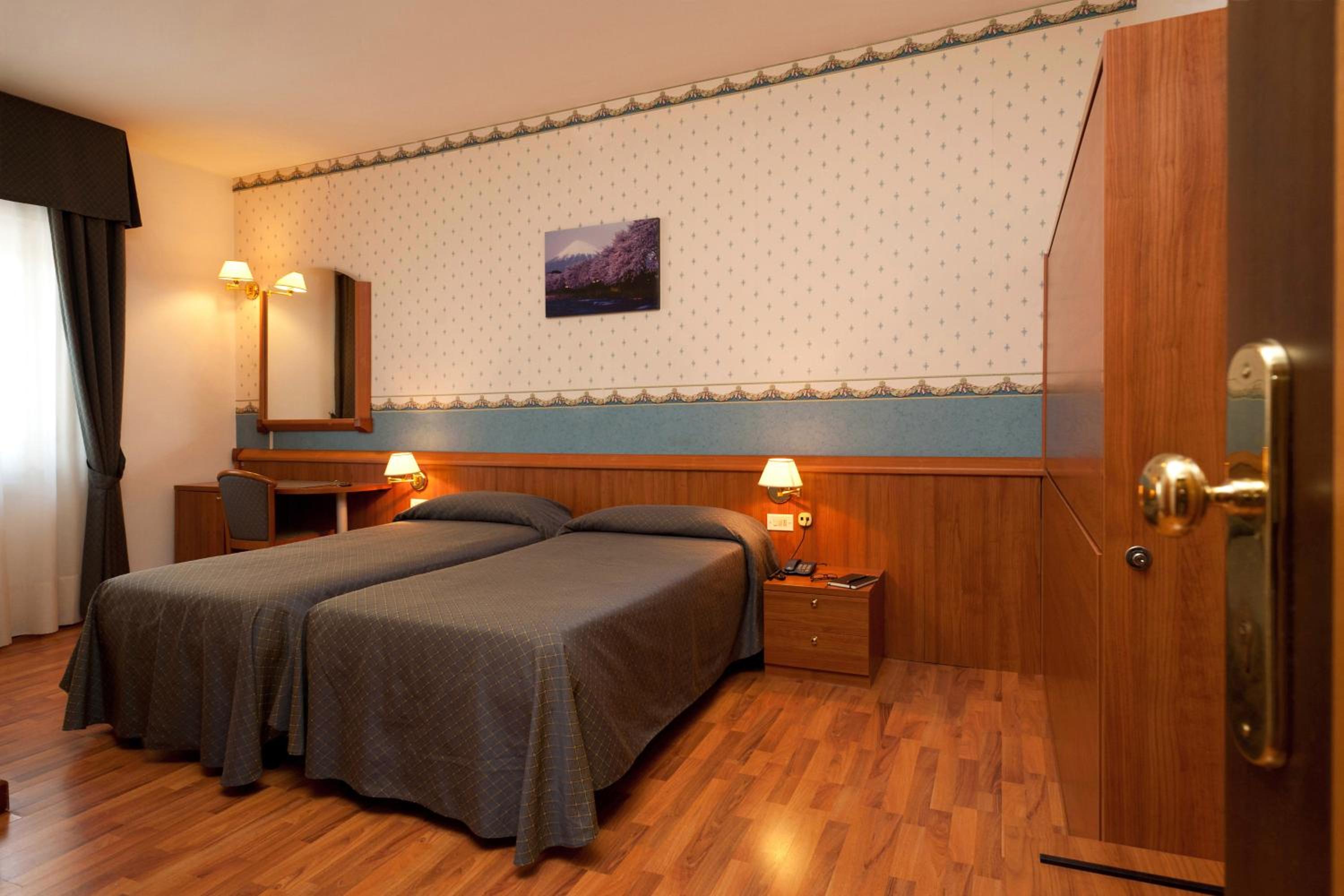 Quadruple Room photo 1