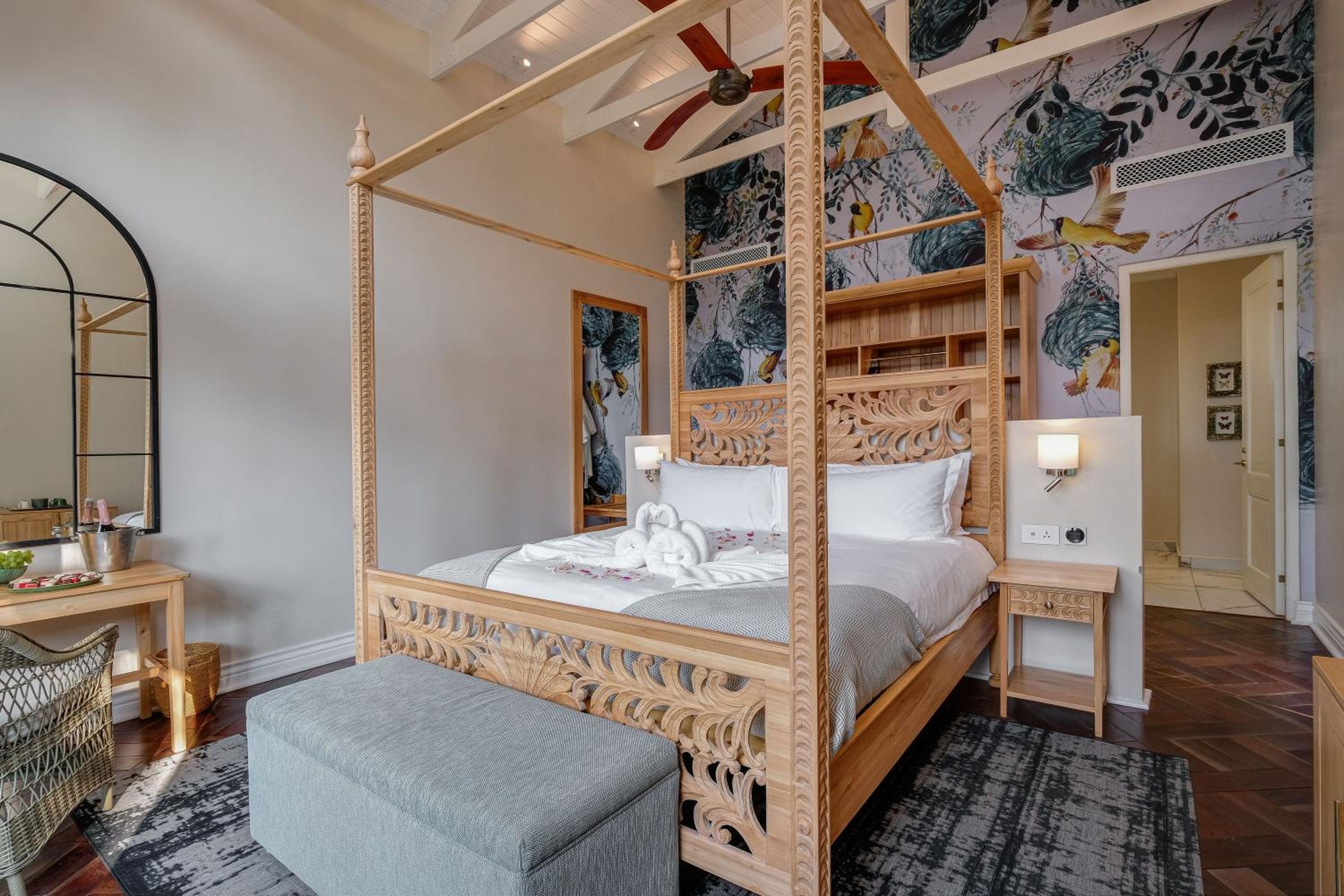 Suite with Balcony