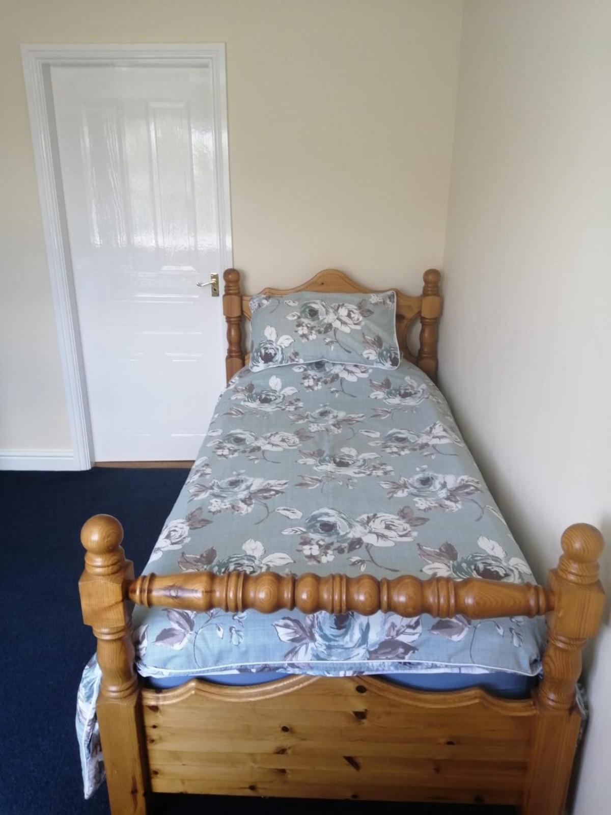 Standard Double or Twin Room - Photo 6
