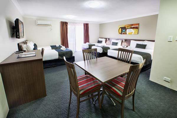 executive Family Room plus - Photo 2