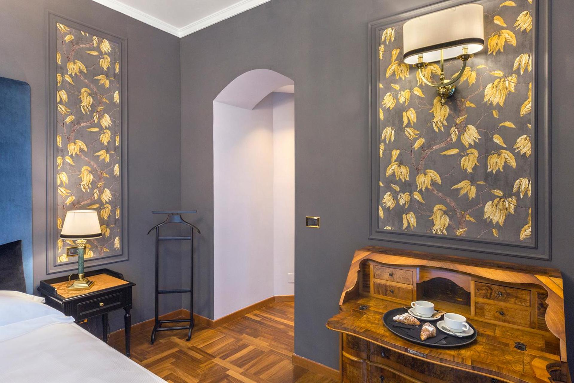 Suite - Photo 2