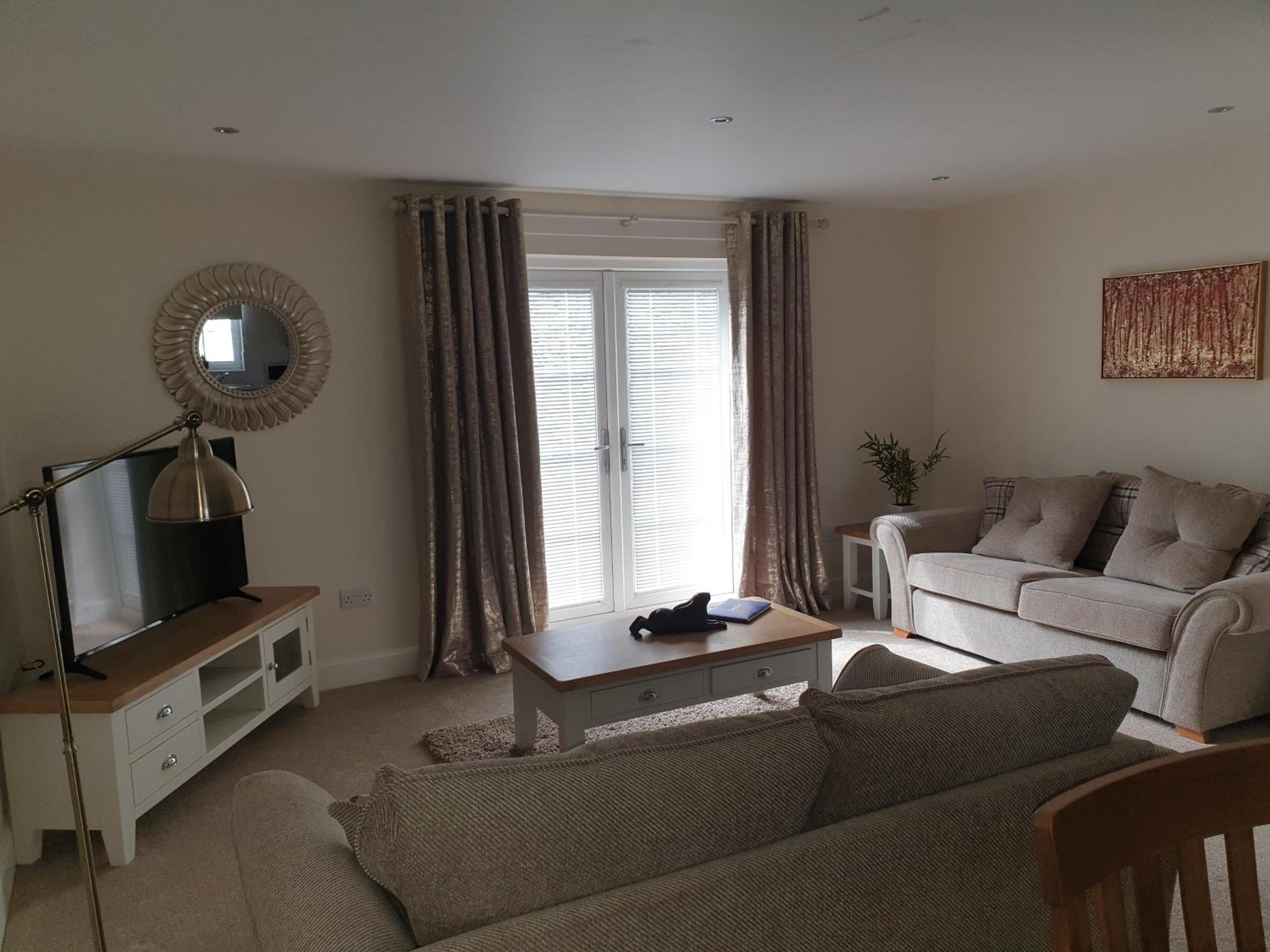 Two-Bedroom House photo 3