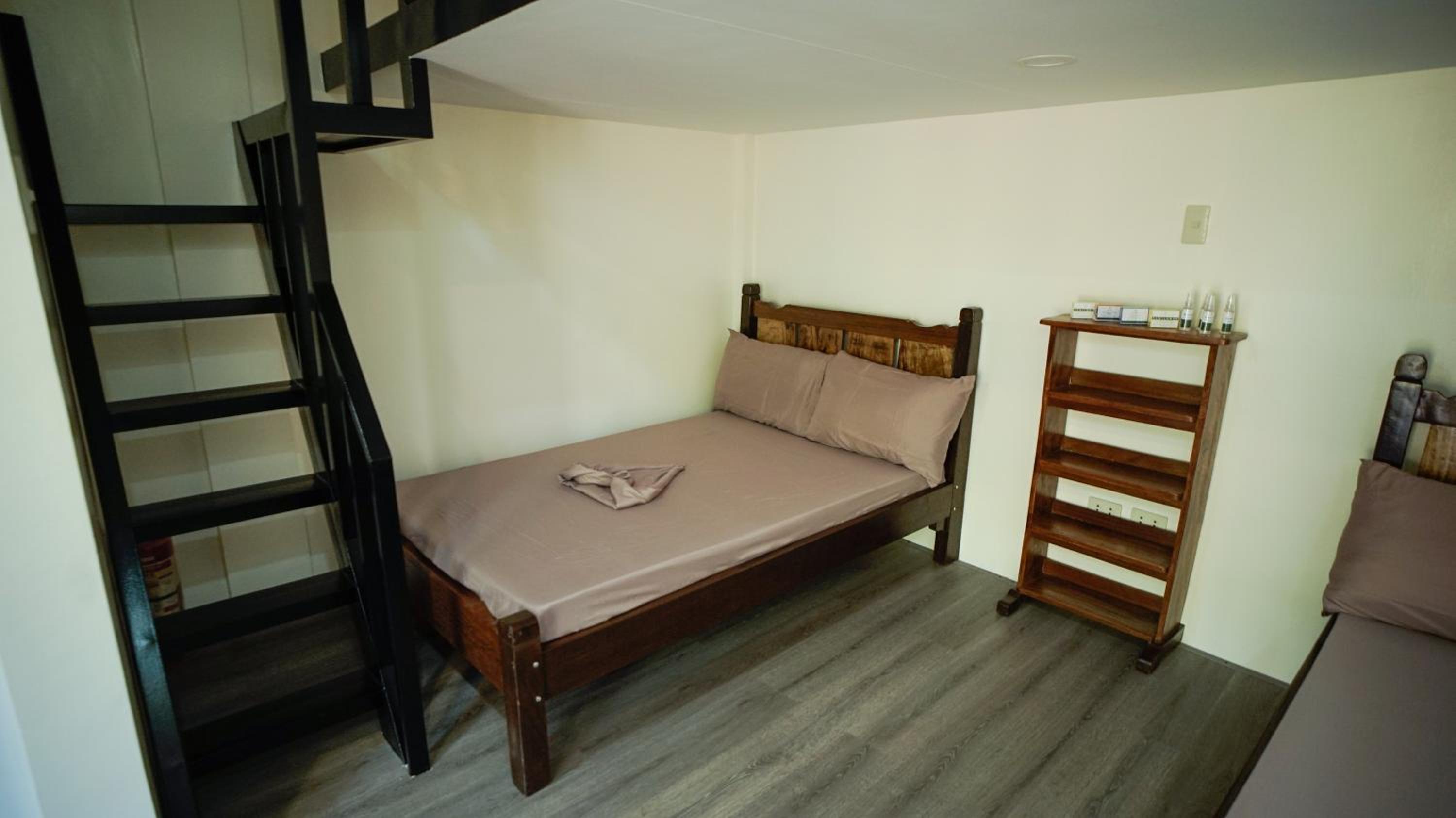 One-Bedroom Villa - Photo 24