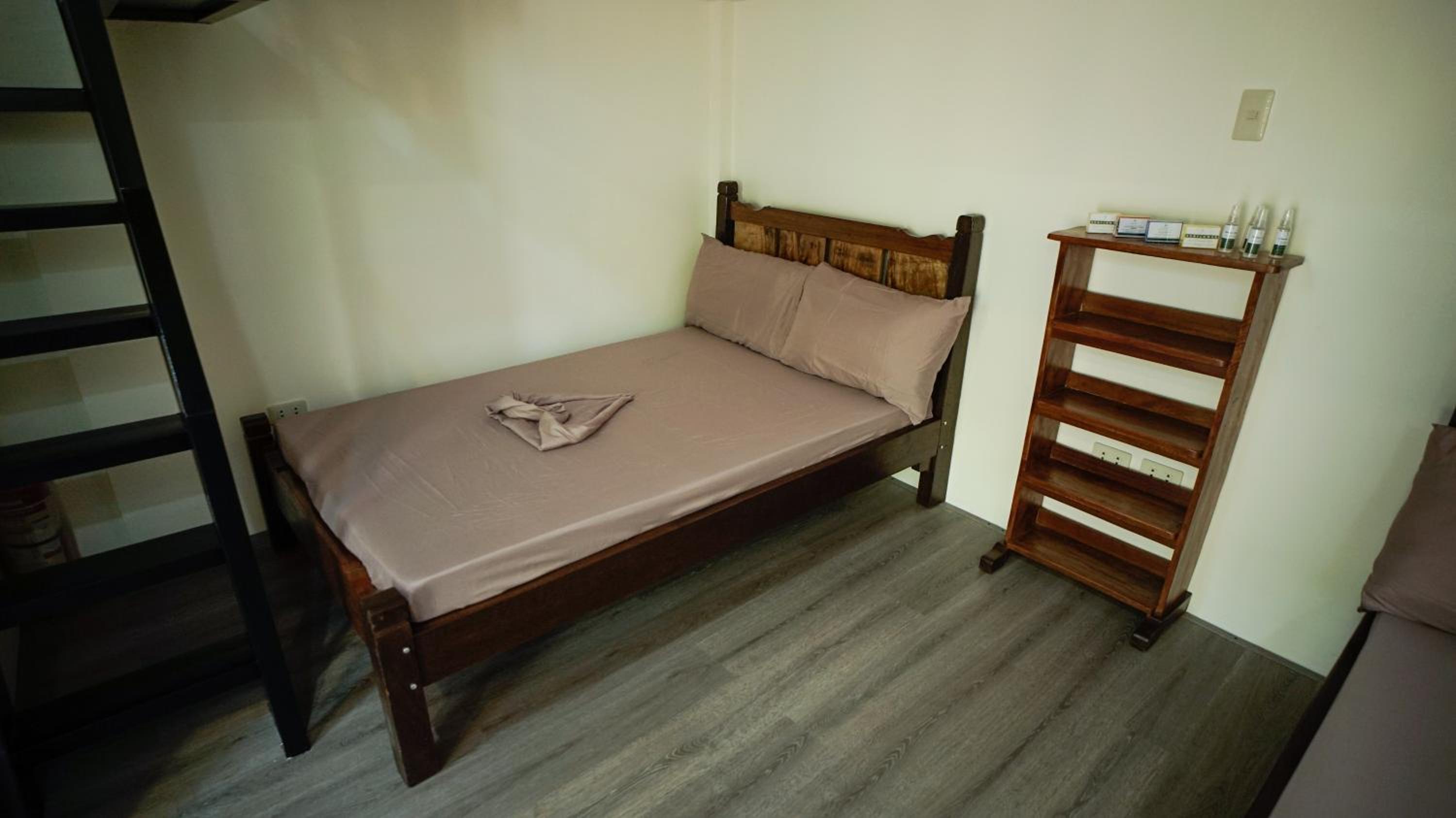 One-Bedroom Villa - Photo 6