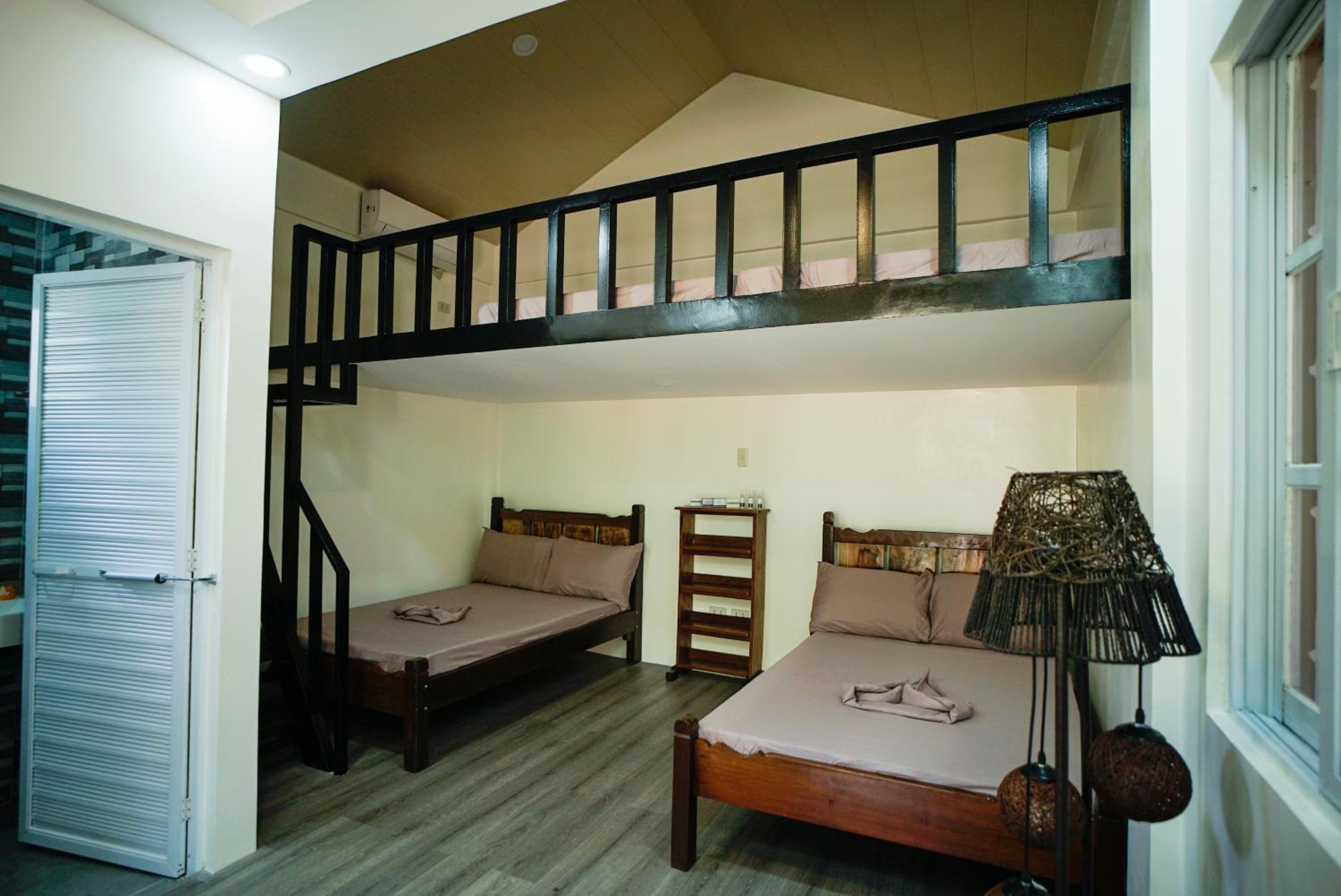 One-Bedroom Villa - Photo 11