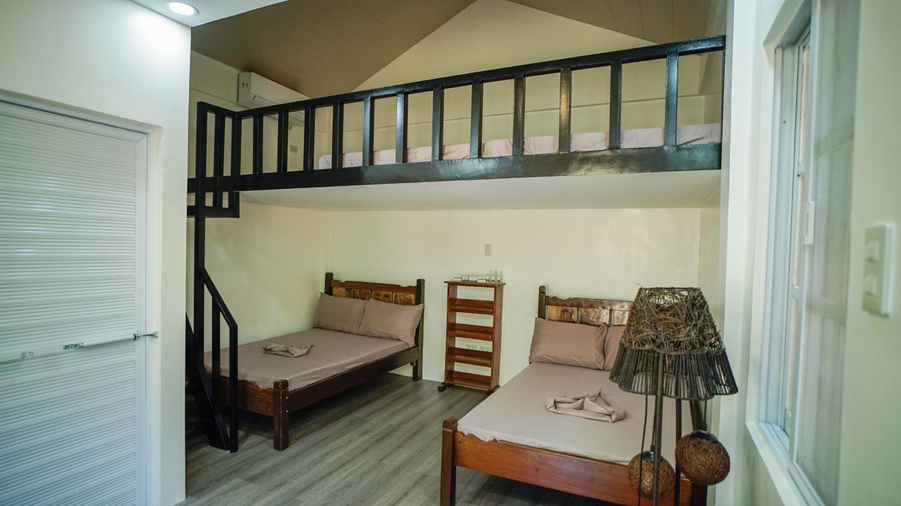 One-Bedroom Villa - Photo 13