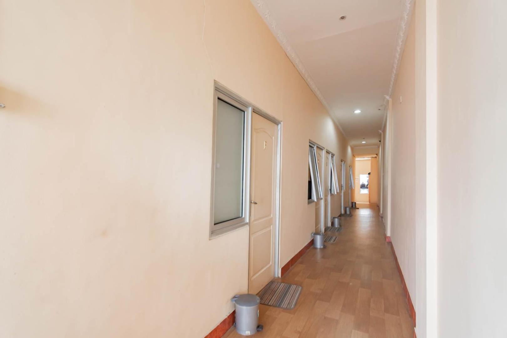 Standard Double Room - Photo 11