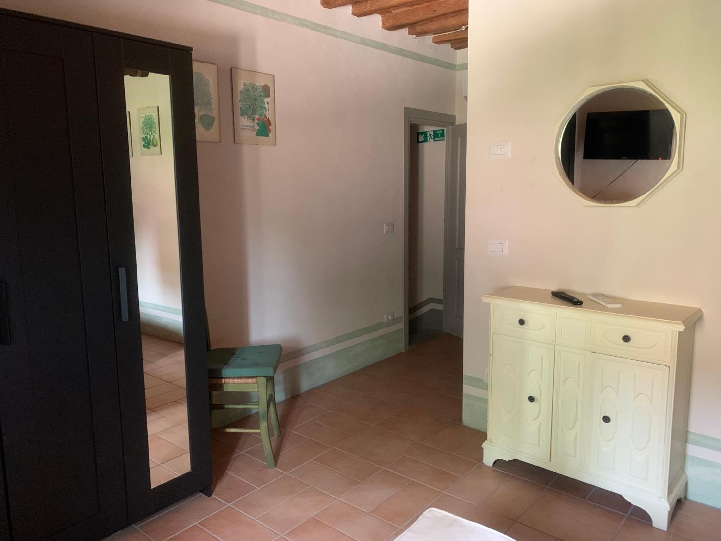 Standard Triple Room - Photo 5