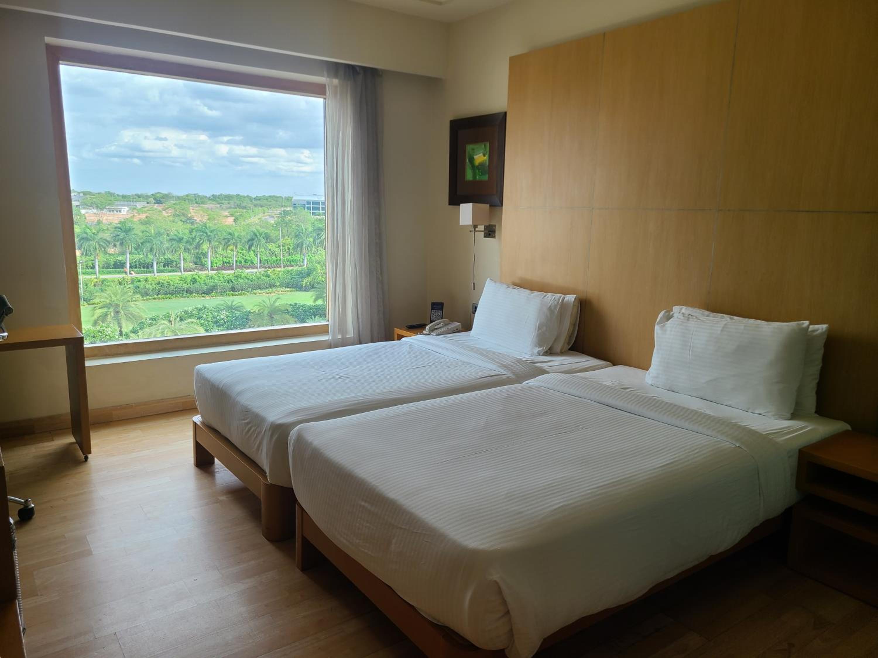 Superior Twin Beds with Pool View - Photo 1