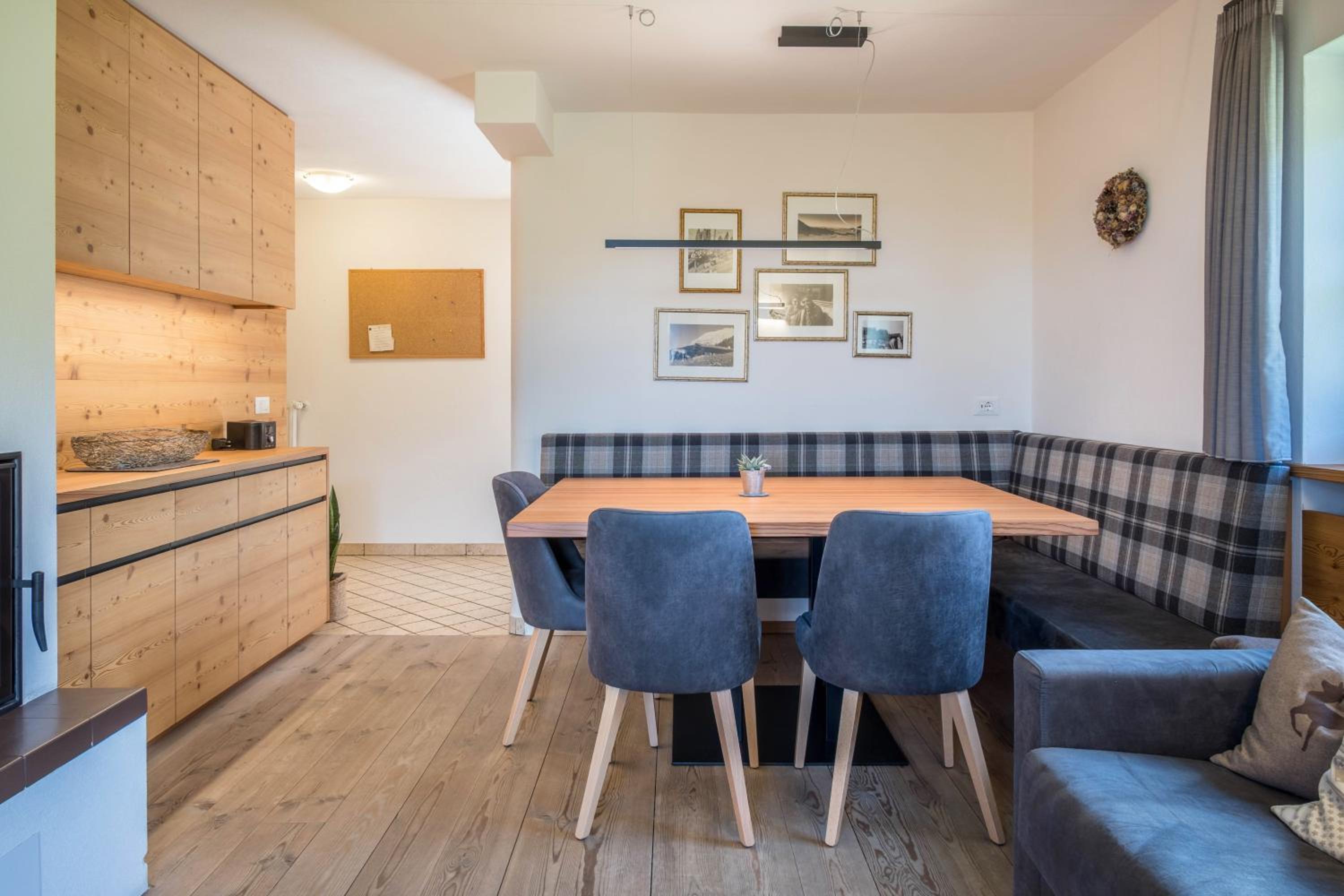 Three-Bedroom House - Photo 23