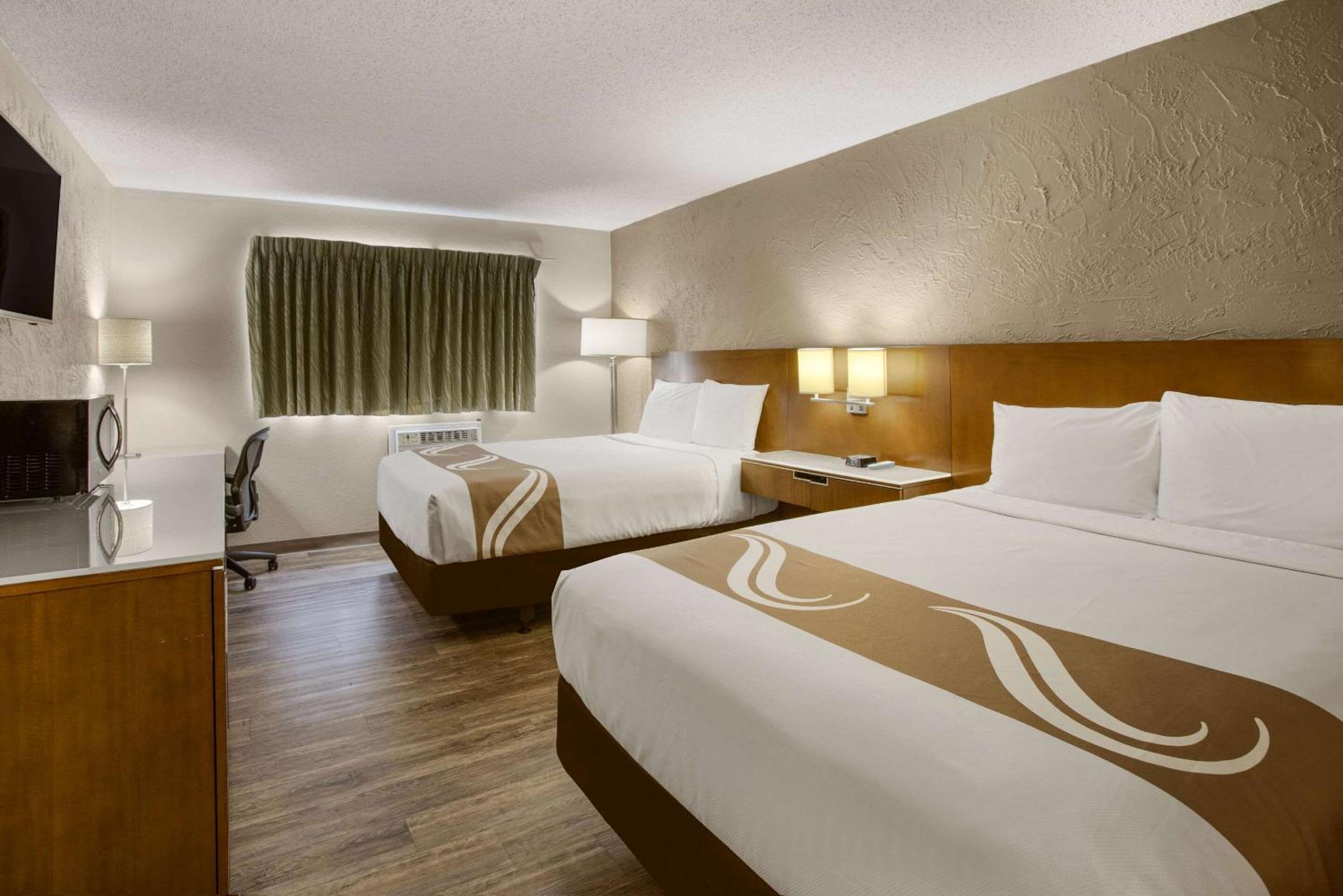 Standard Queen Room with Two Queen Beds - Non-Smoking photo 1