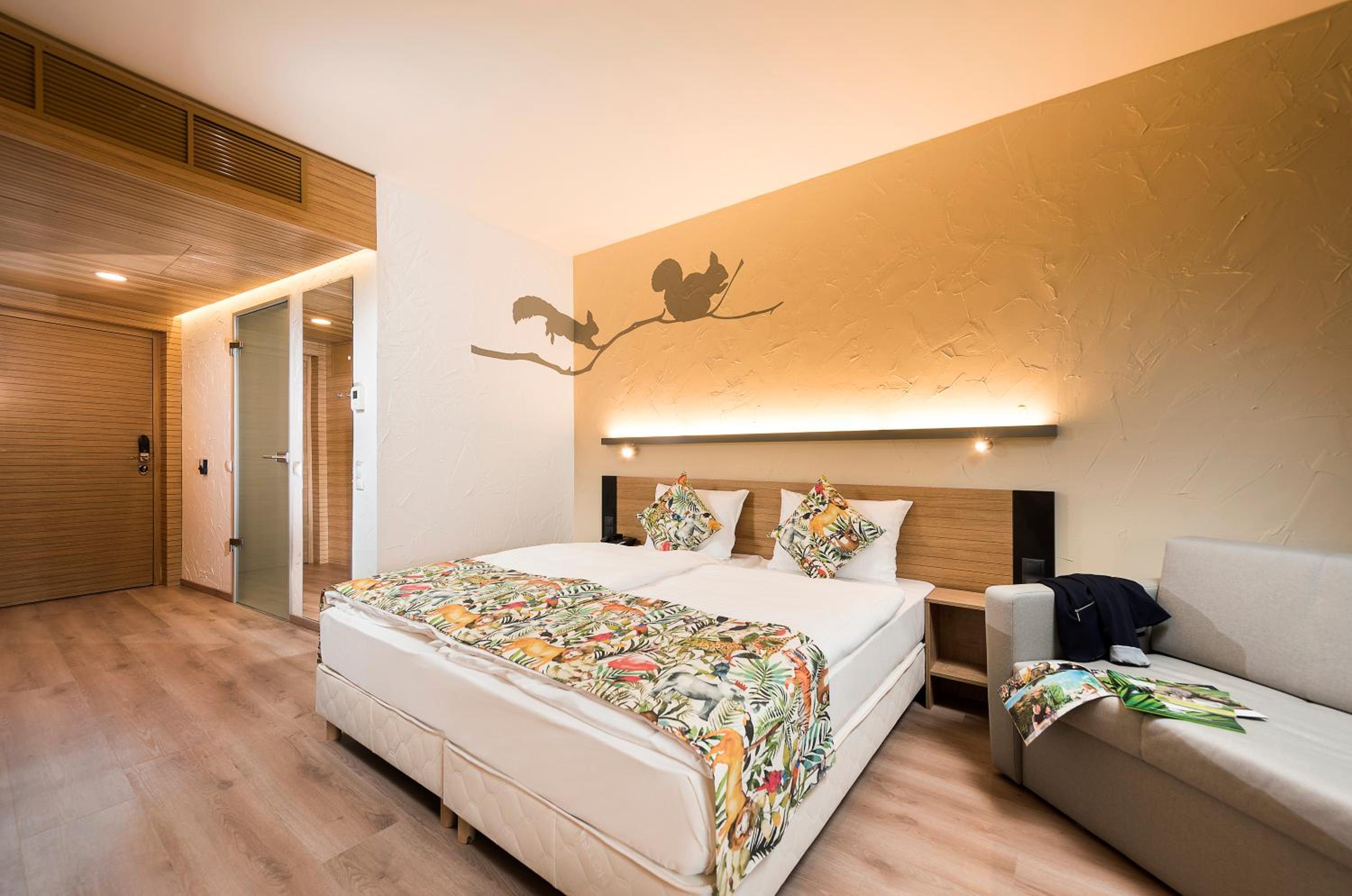Standard Double or Twin Room with Free Zoo Access - Photo 3