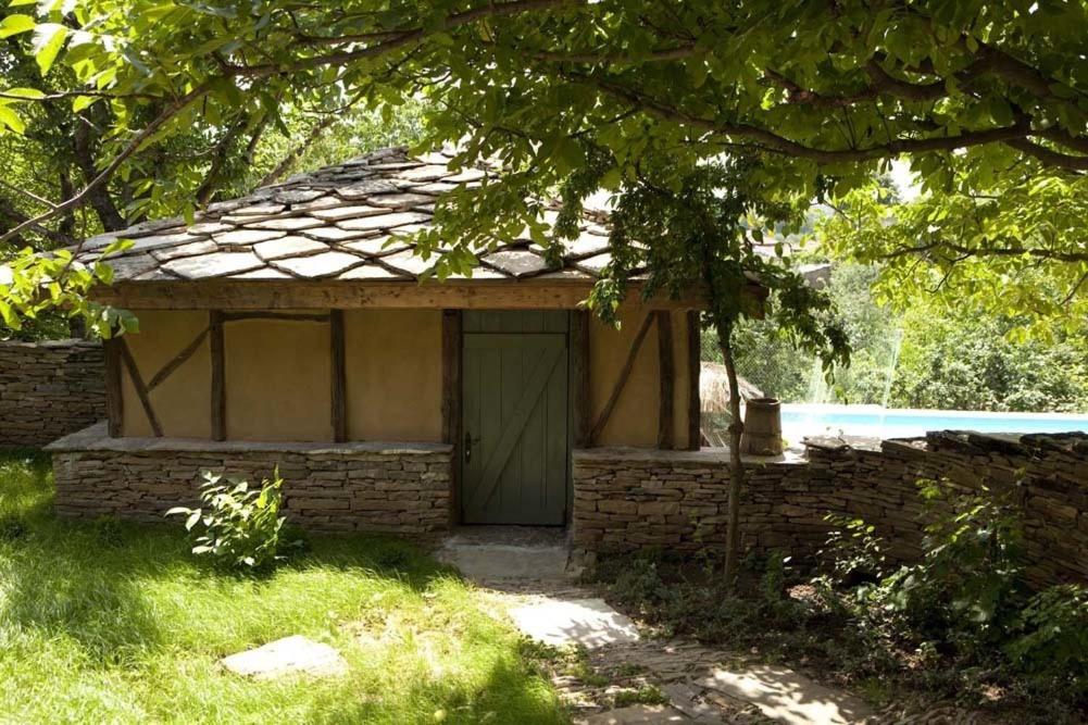 One-Bedroom House photo 2