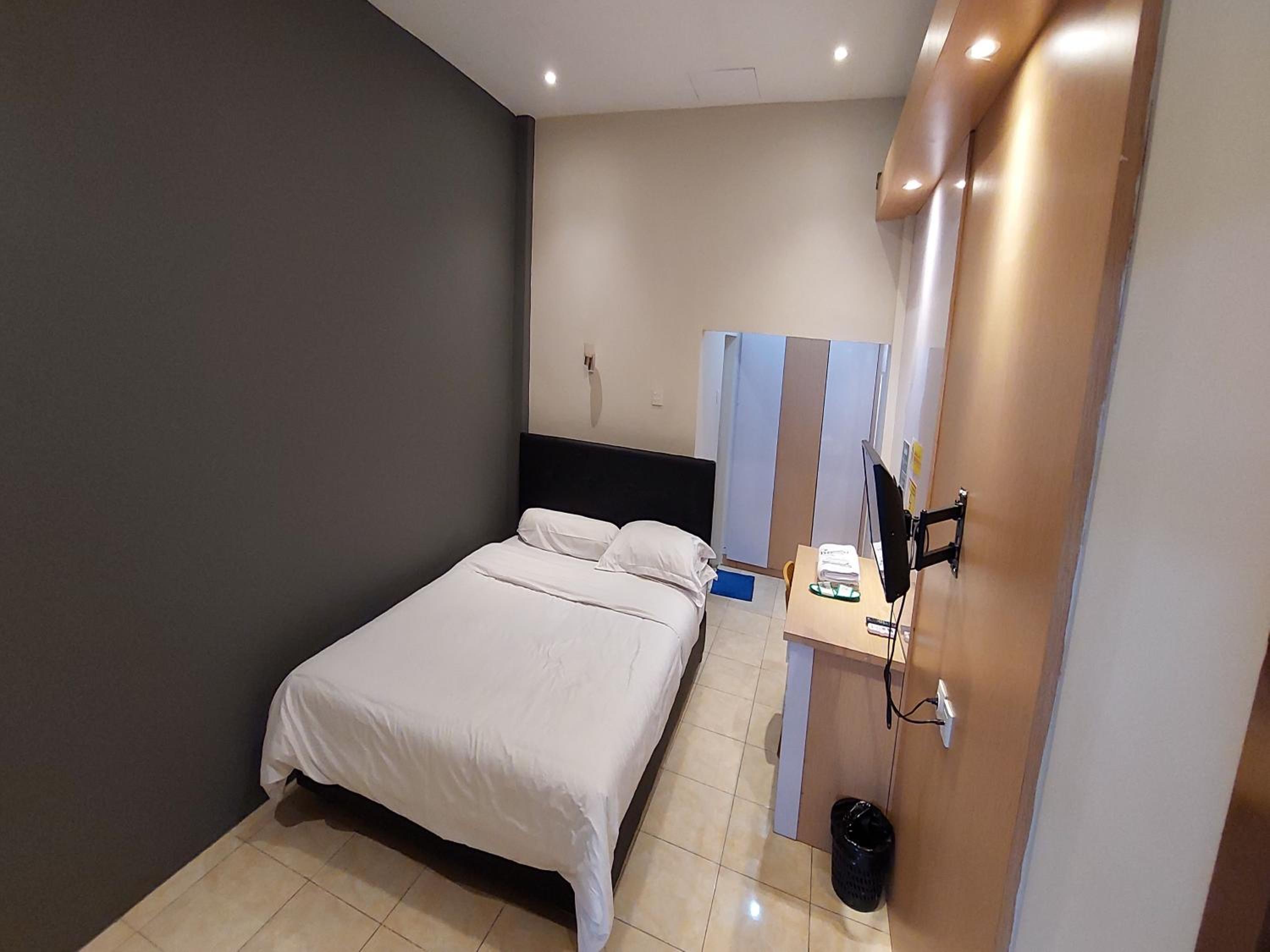 Deluxe Room - Photo 1