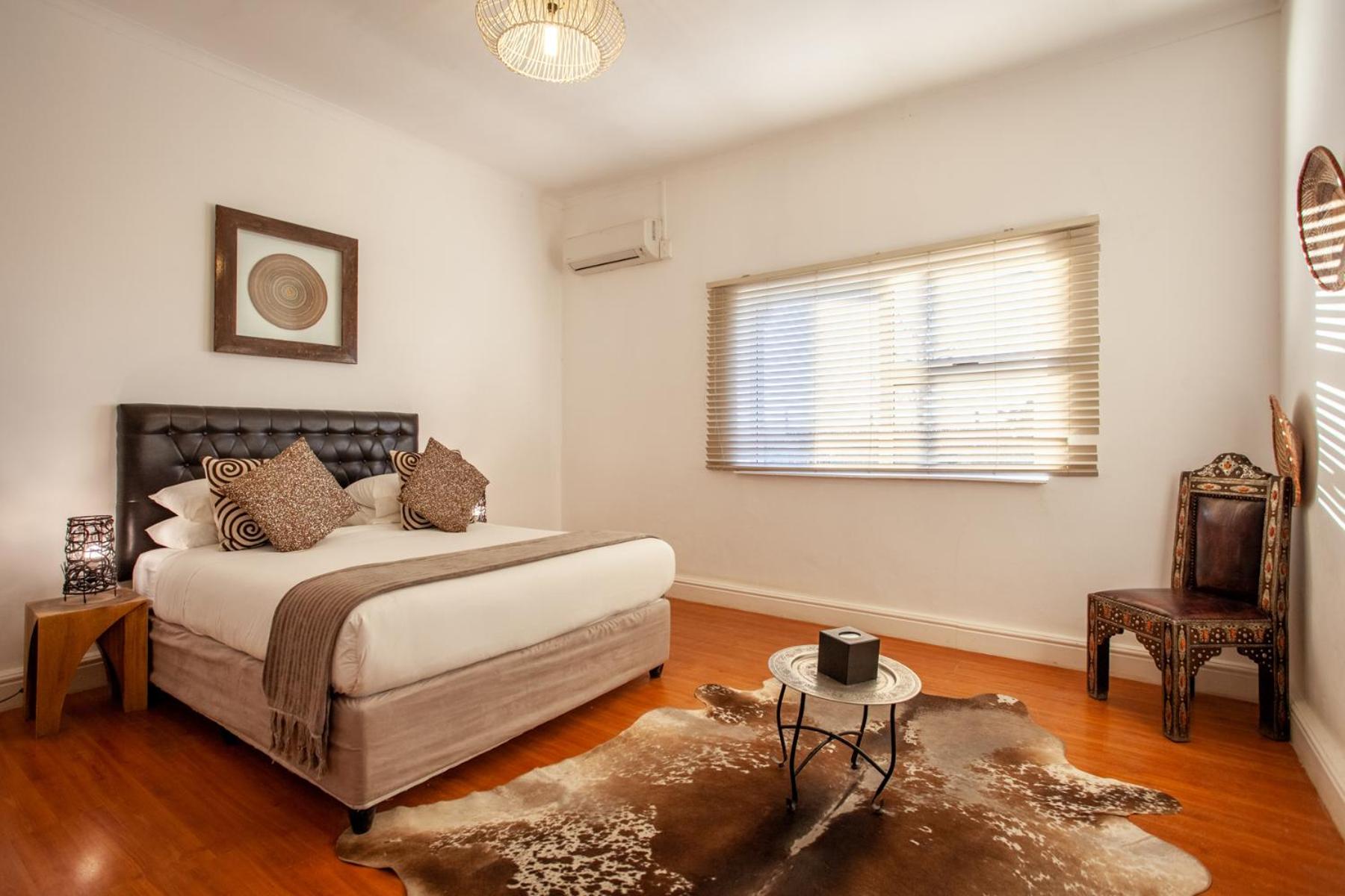 Guest house Family Room with 2 Game Drives