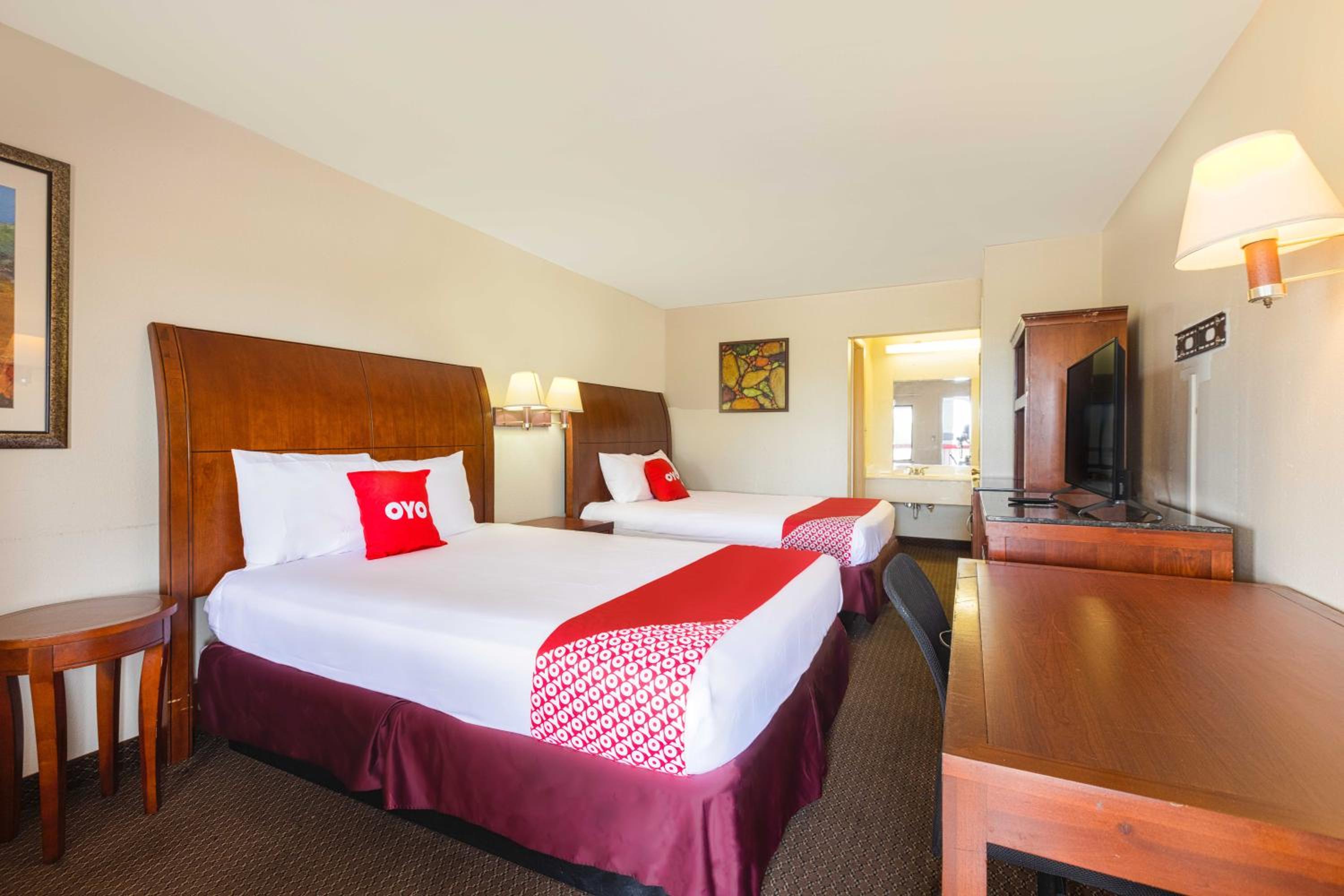 Queen Room with Two Queen Beds