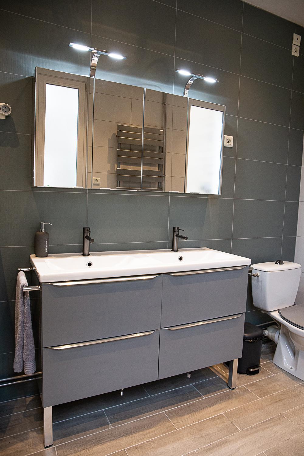 Double Room with Private External Bathroom - Photo 11