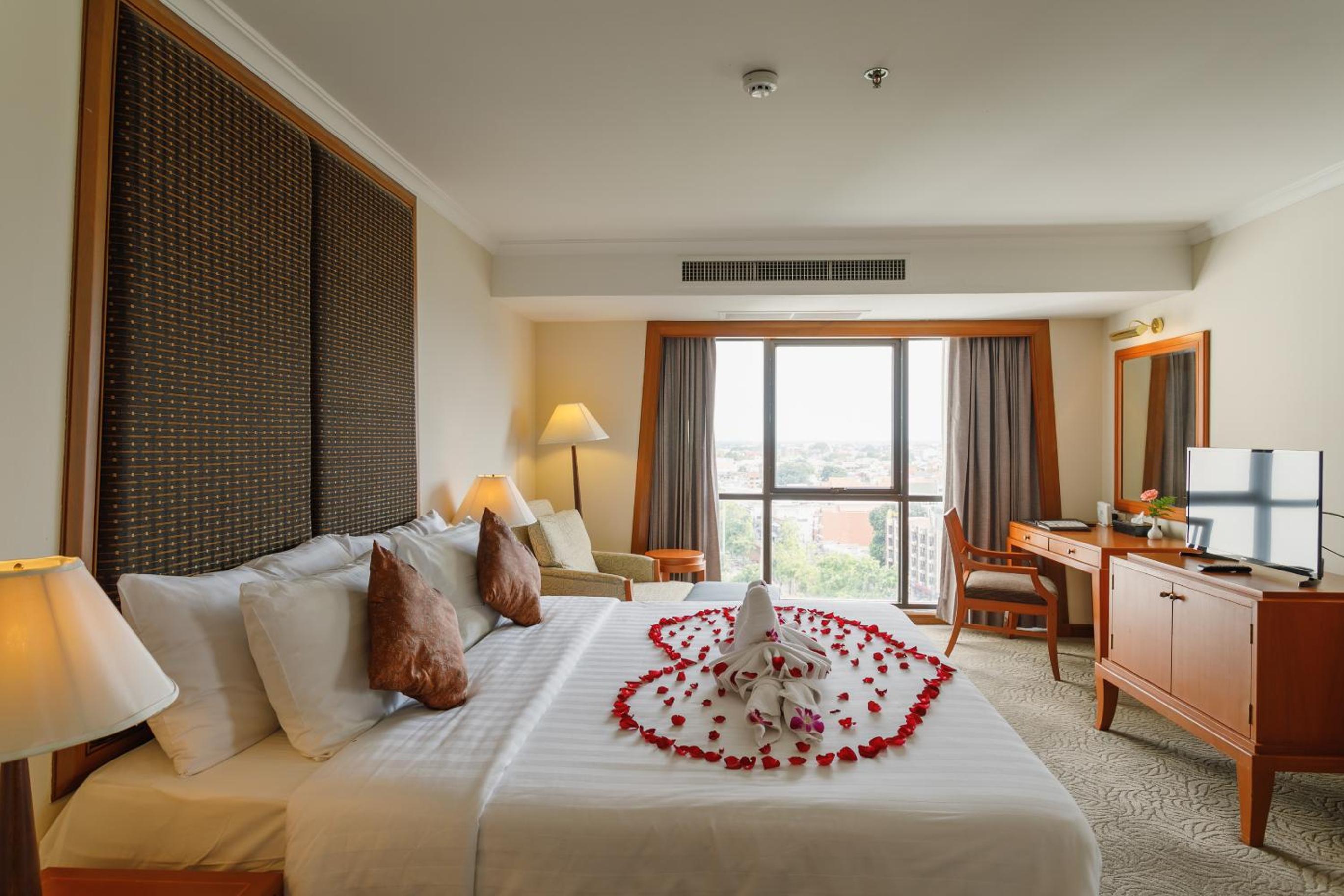 Princess Suite - Photo 7