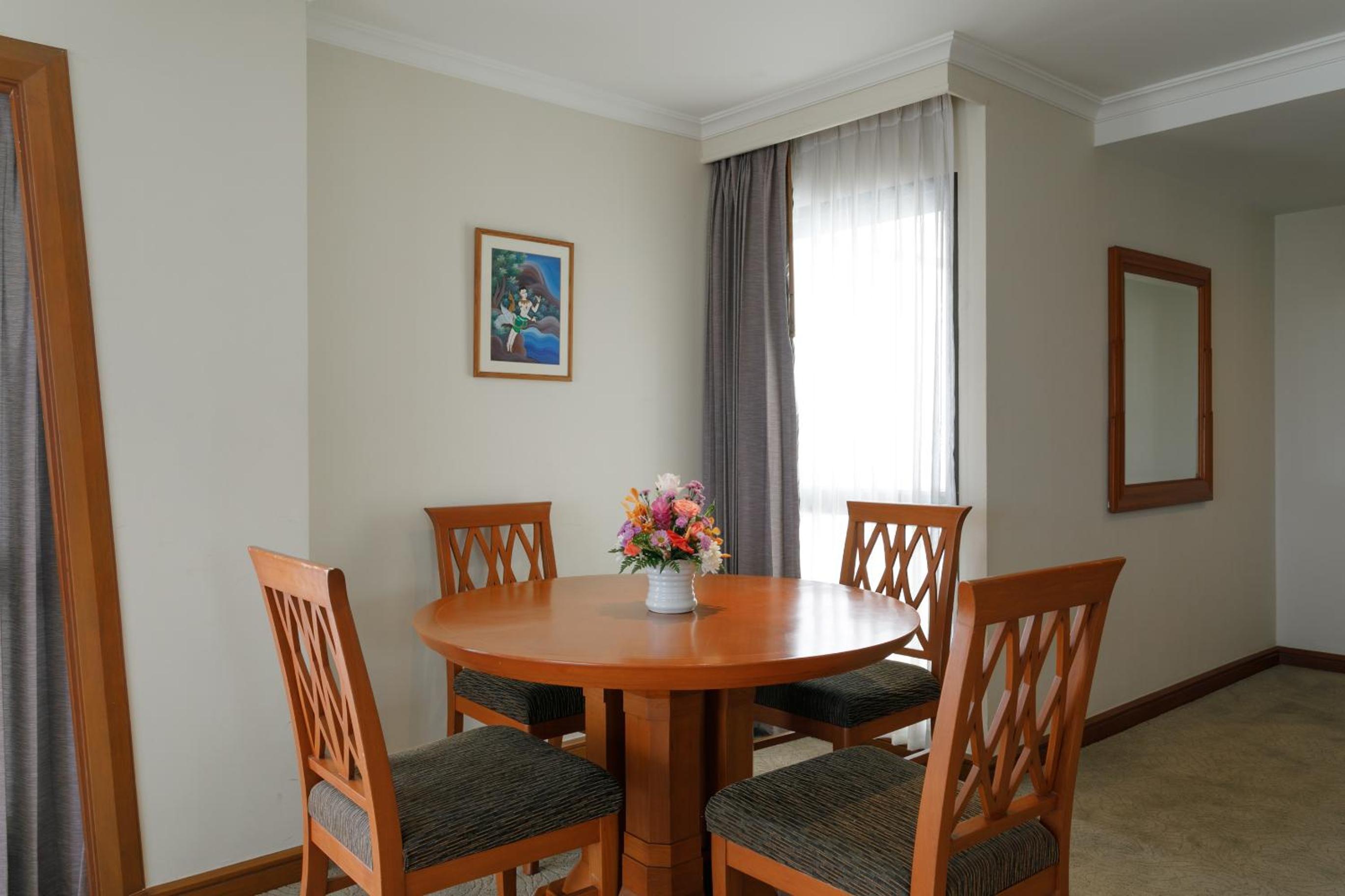 Princess Suite - Photo 2