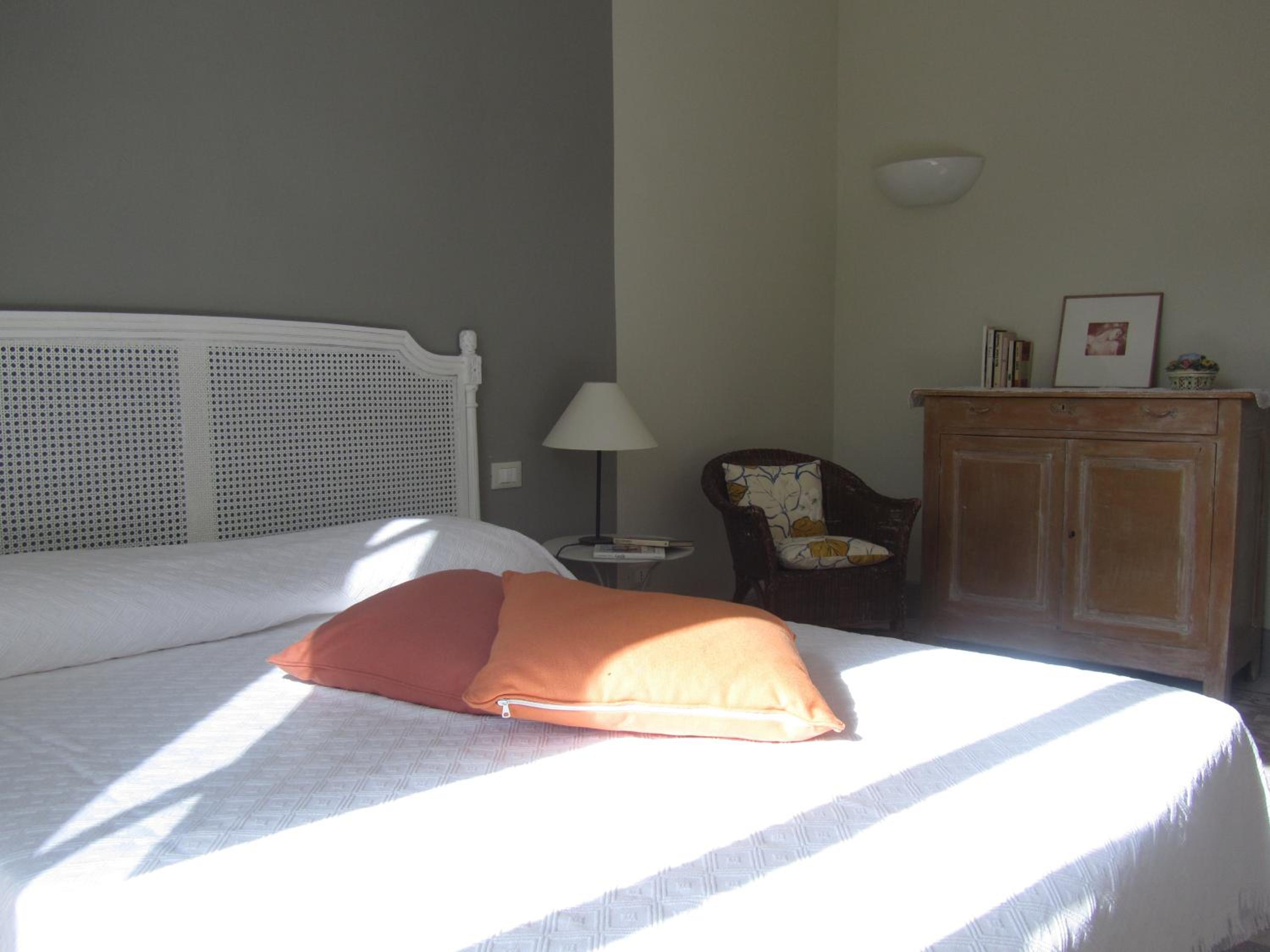 Apartment with Mountain View - Photo 17