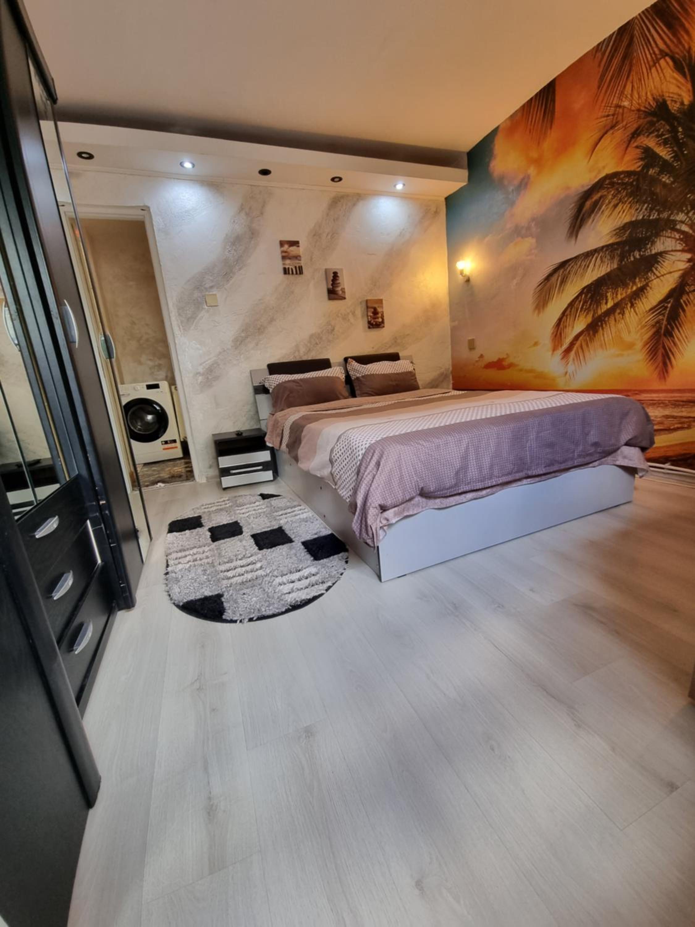 Apartment - Photo 13