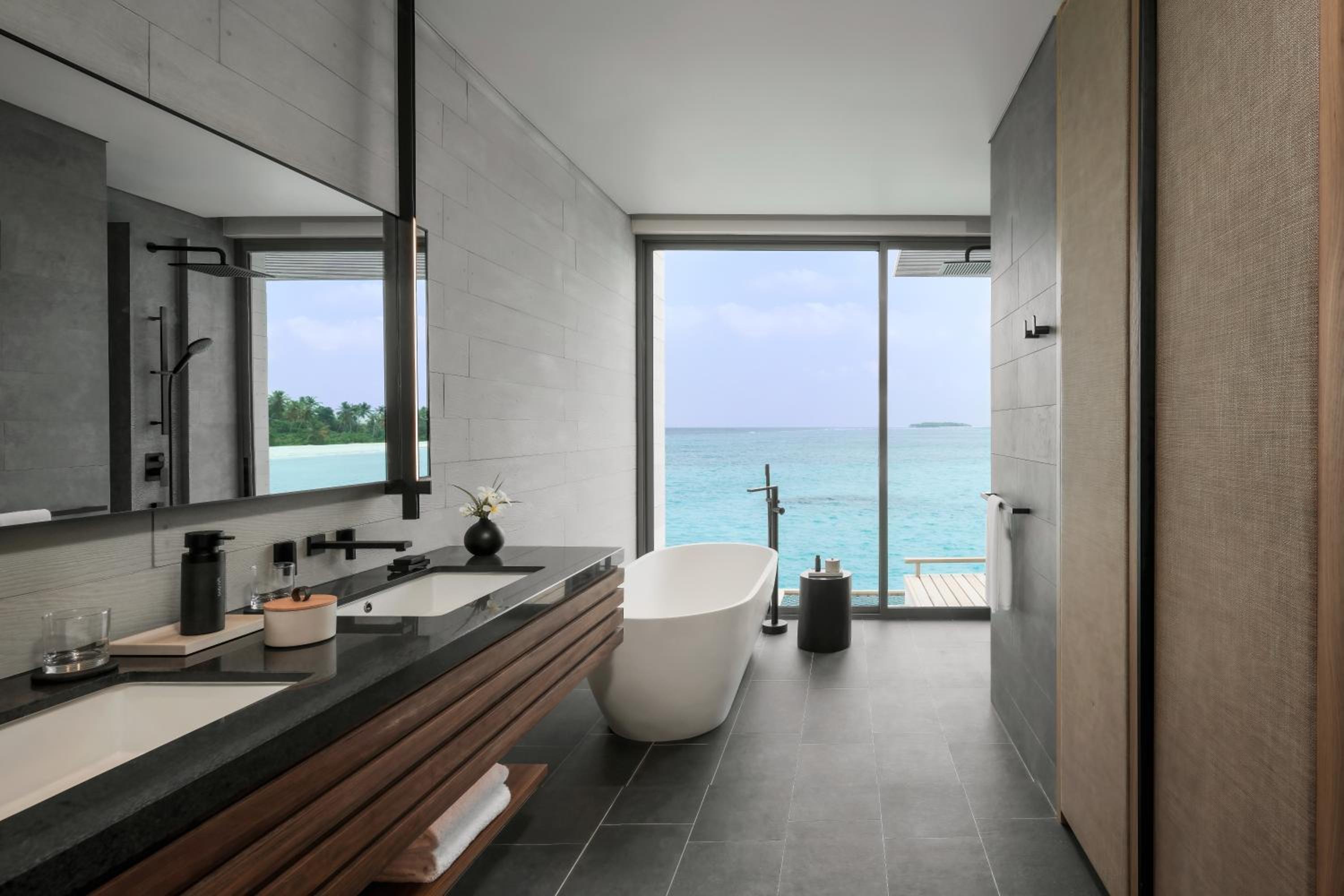 Sunset Overwater Pool Villa - Photo 12