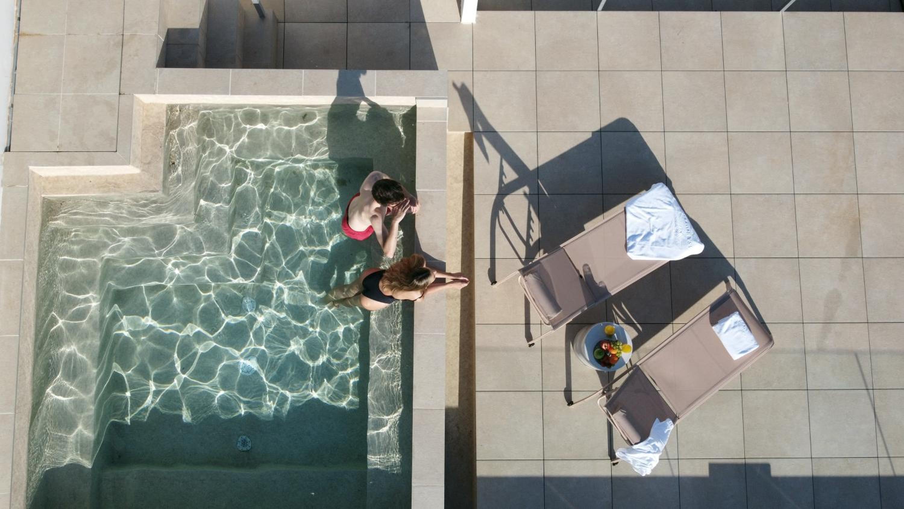 Habitación doble con terraza y piscina privada