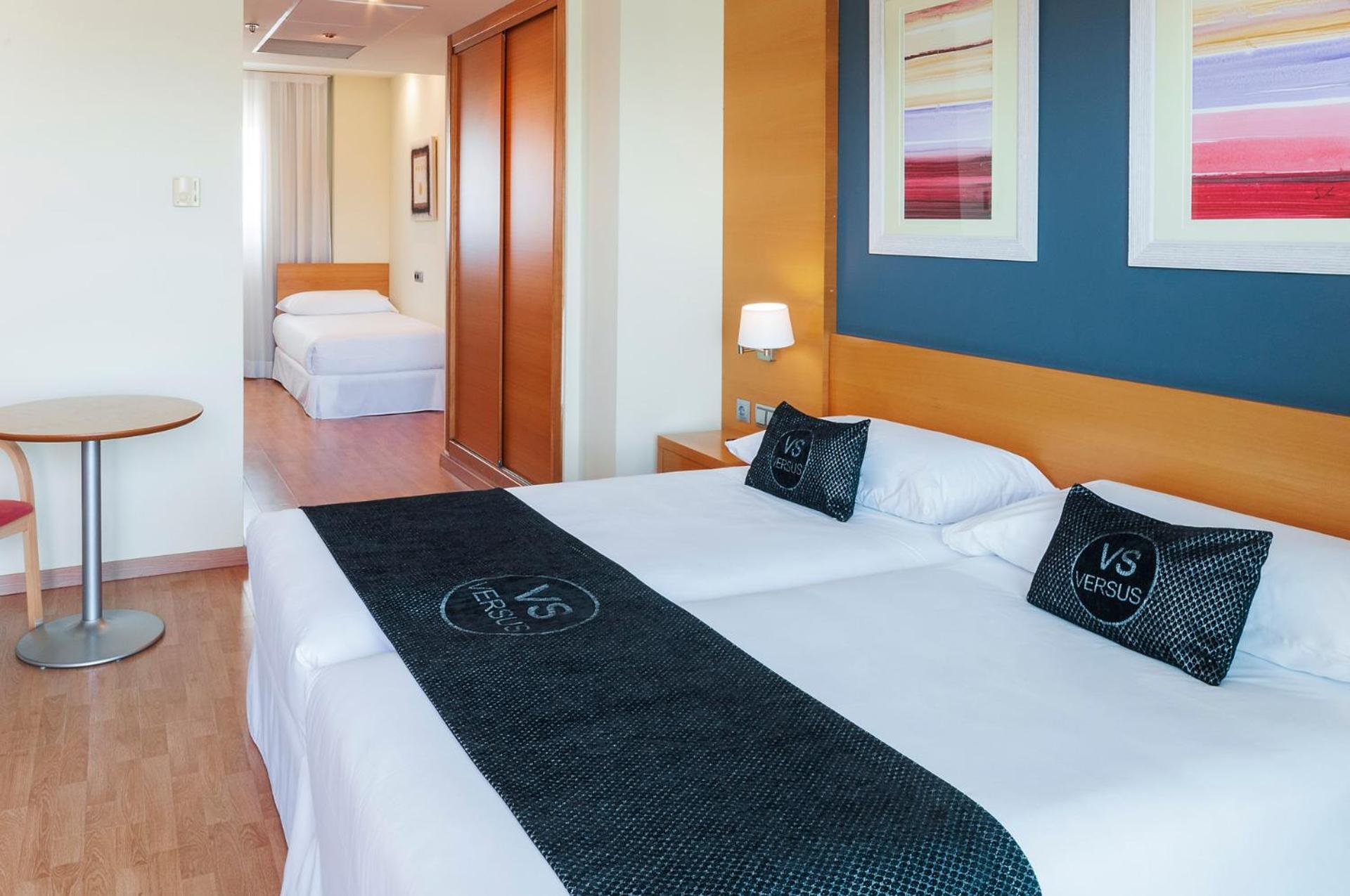 Double or Twin Room photo 3
